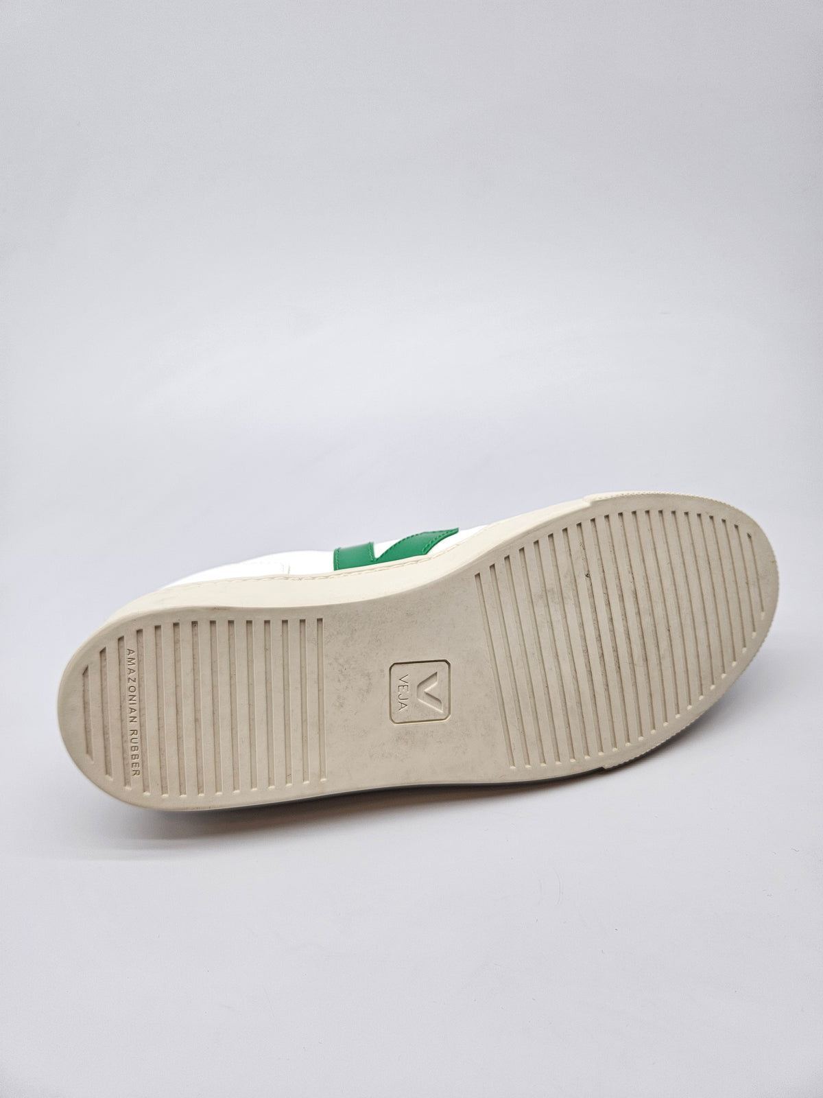 VEJA ORIGINAL PATIKI BR 38