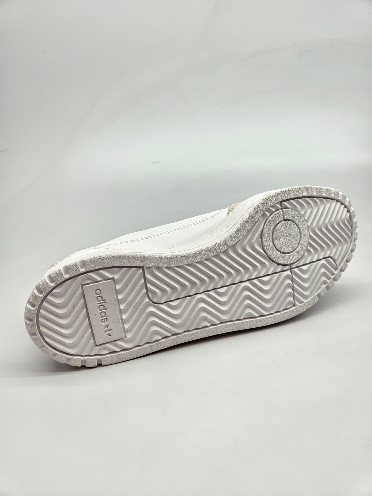 ADIDAS NOVI ORIGINAL PATIKI BR 39