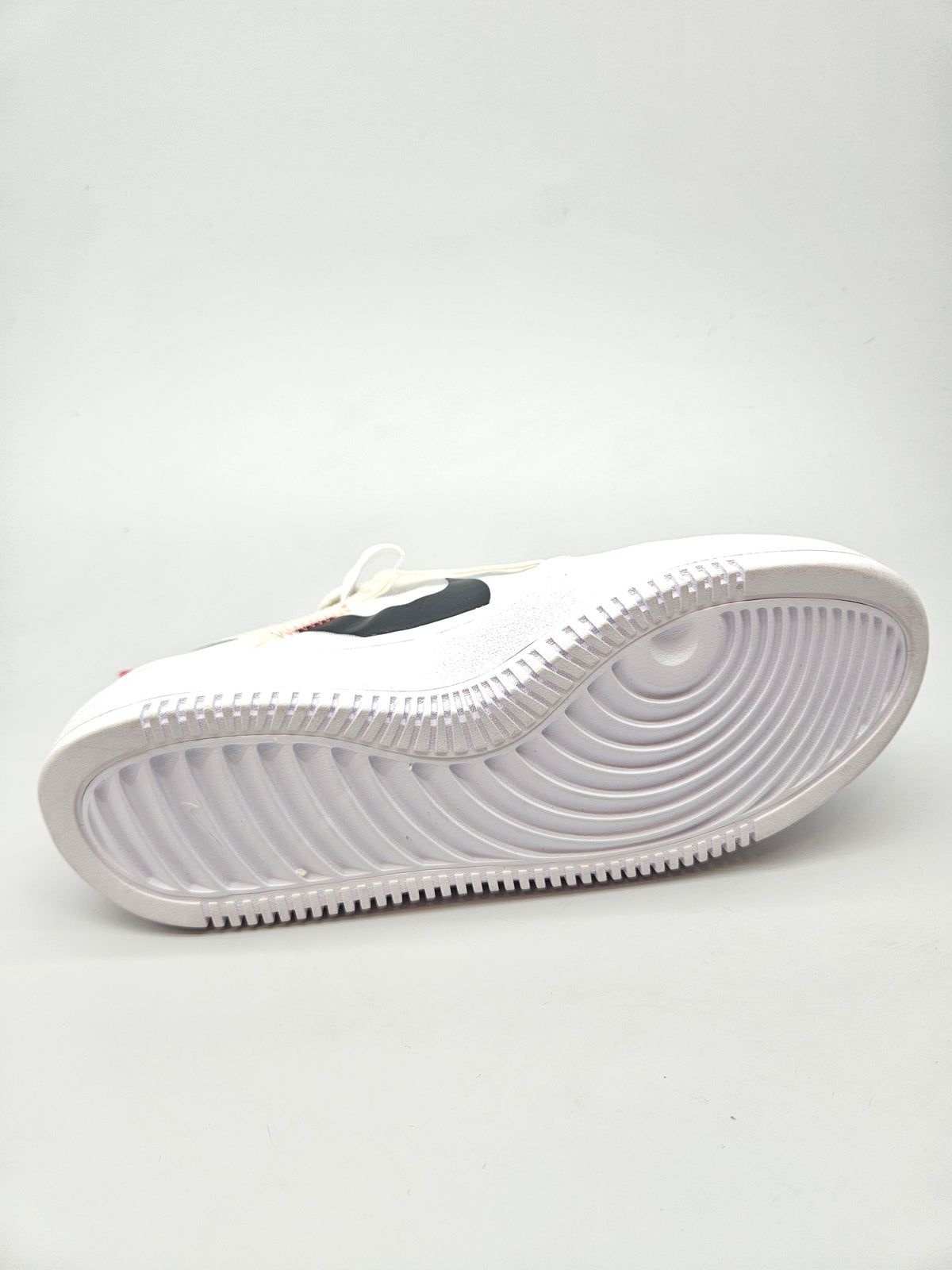 NIKE NOVI ORIGINAL PATIKI BR 40