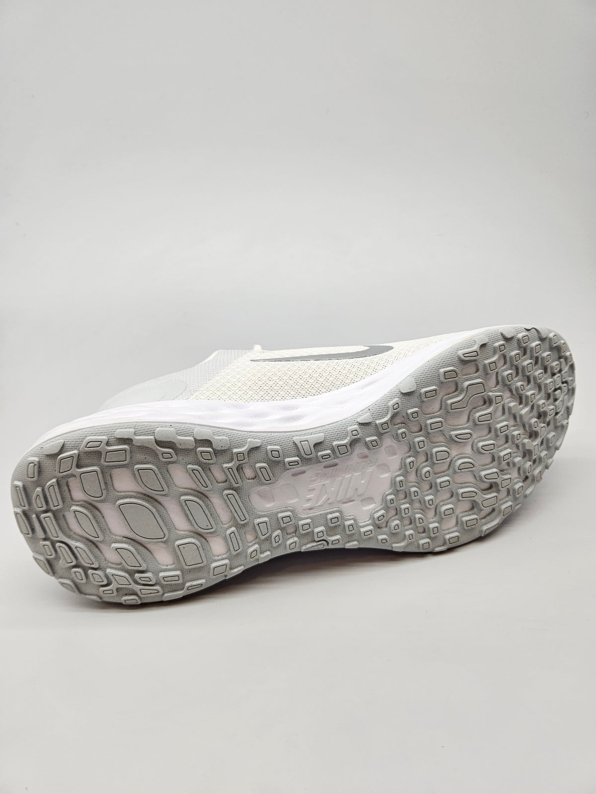 NIKE NOVI ORIGINAL PATIKI BR 42