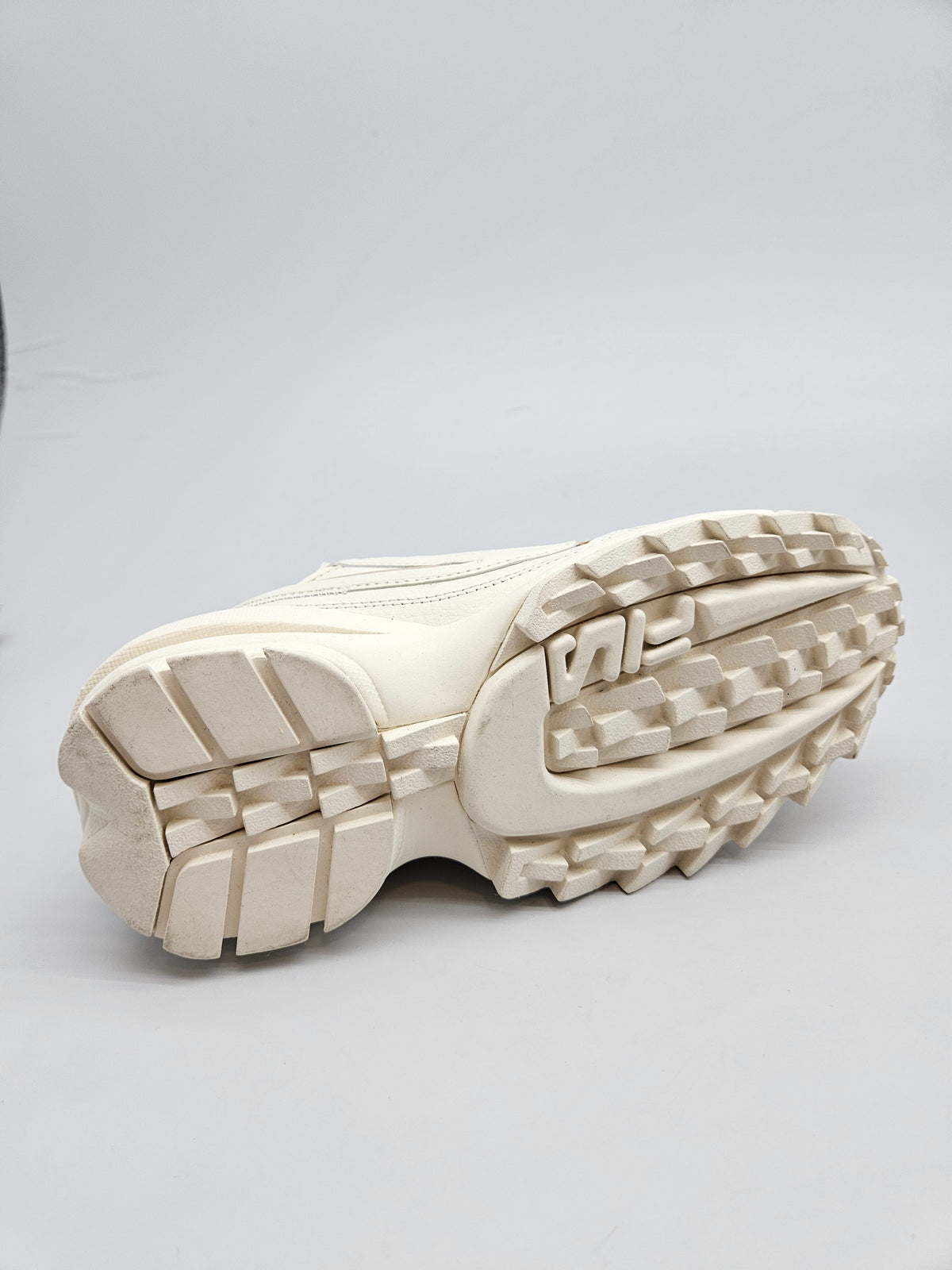 FILA NOVI ORIGINAL PATIKI BR 37.5