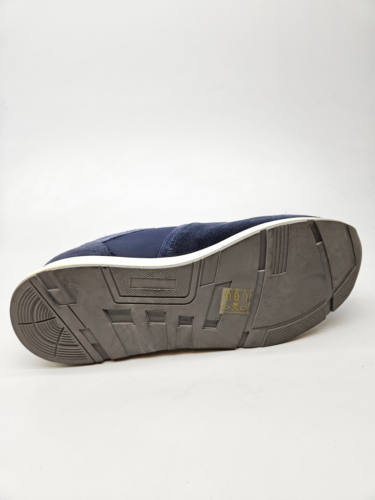 STRELLSON NOVI ORIGINAL PATIKI BR 45