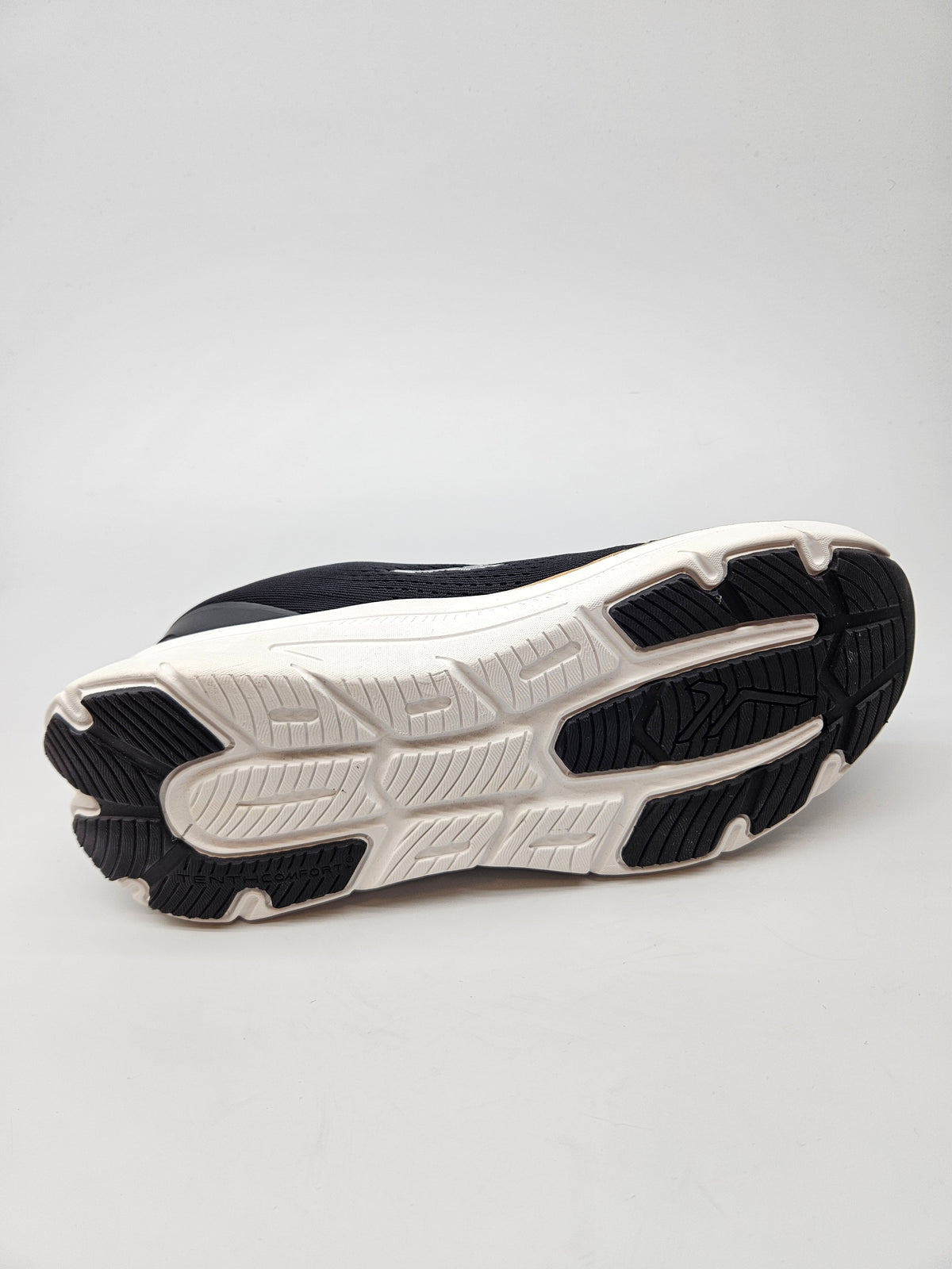 TENTH COMFORT NOVI ORIGINAL PATIKI BR 40