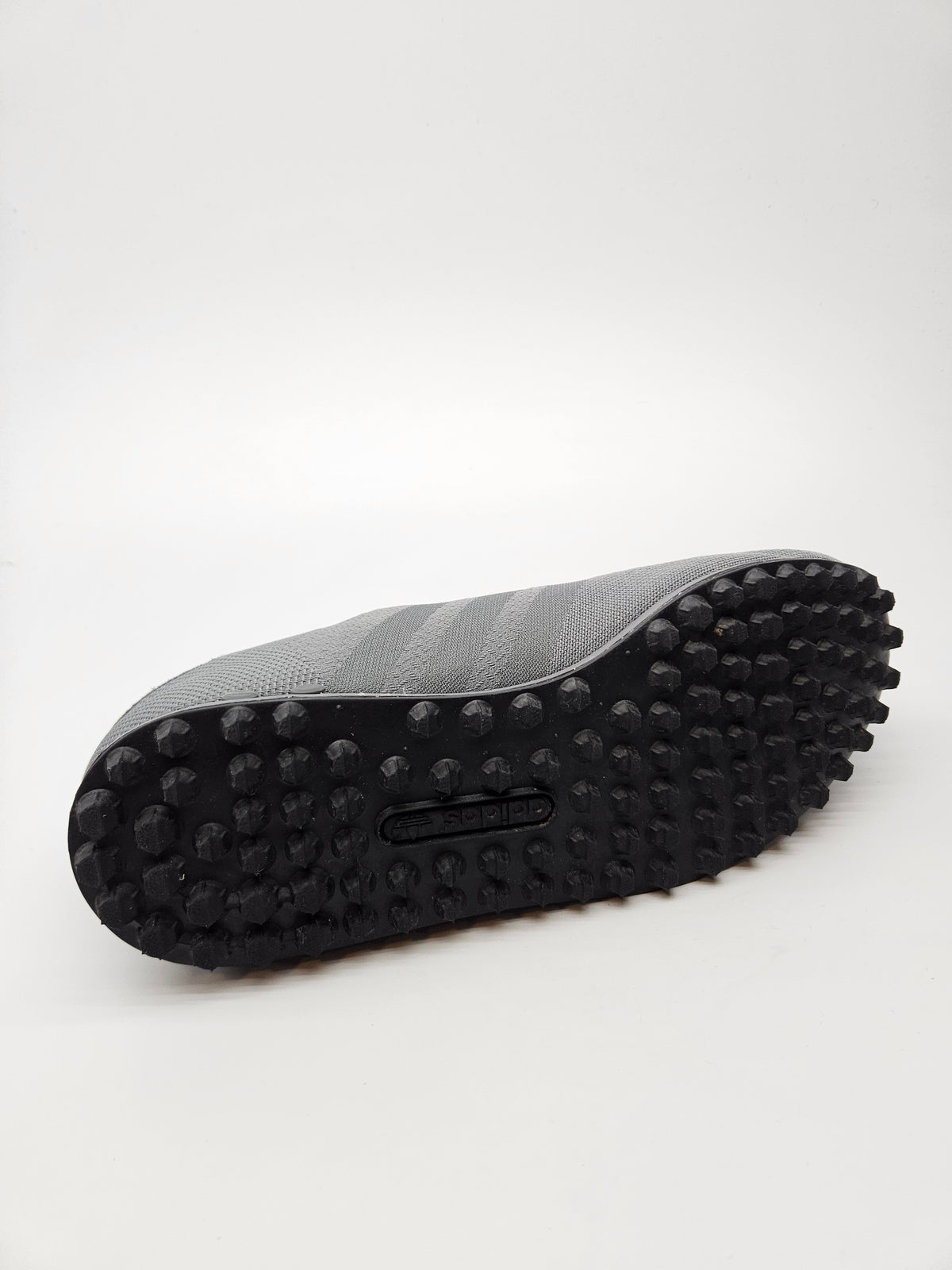 ADIDAS NOVI ORIGINAL PATIKI 43