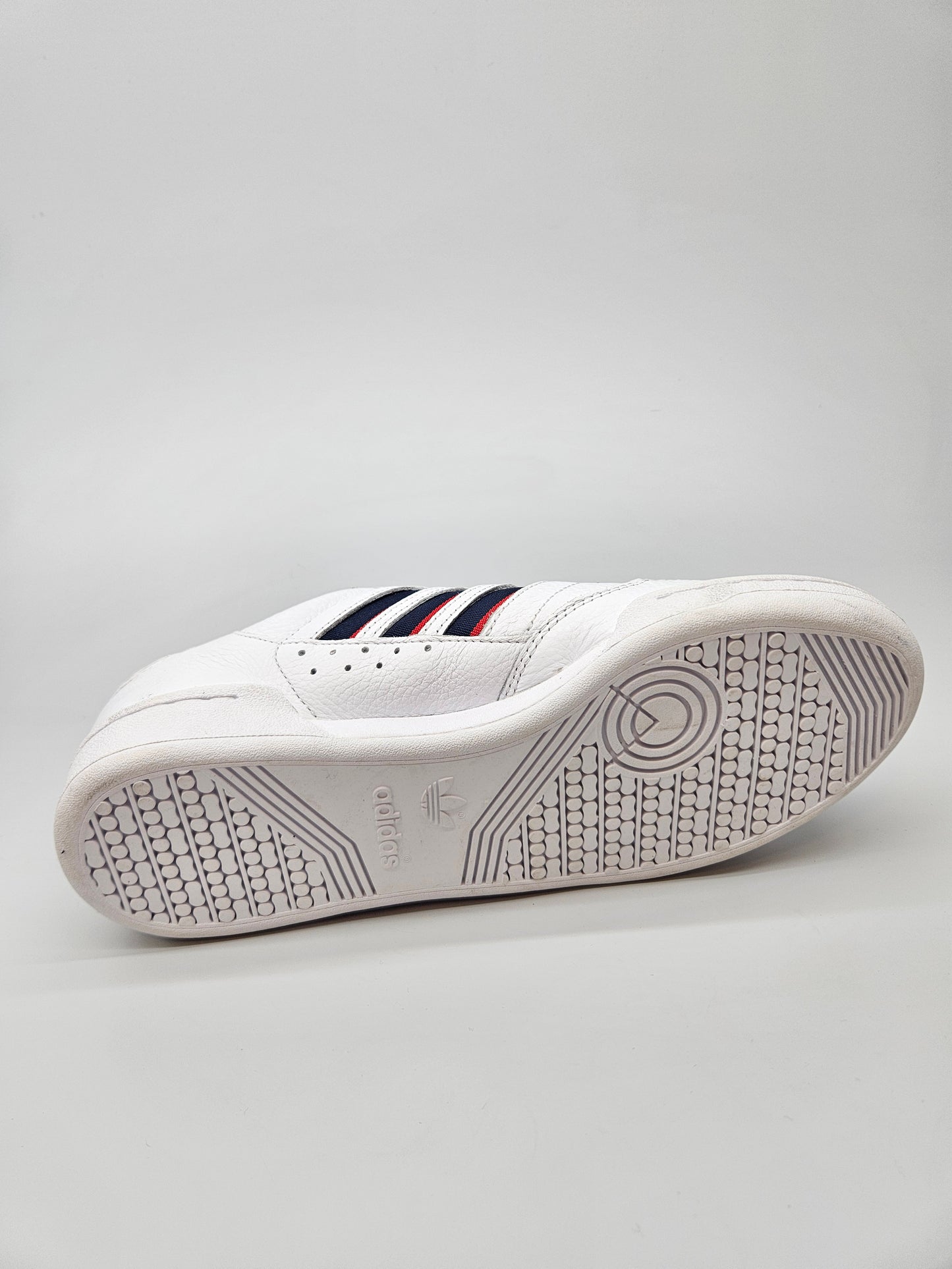 ADIDAS NOVI ORIGINAL PATIKI BR 40.5
