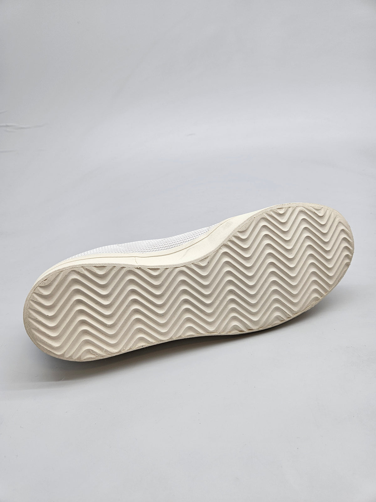 ADIDAS NOVI ORIGINAL PATIKI BR 39