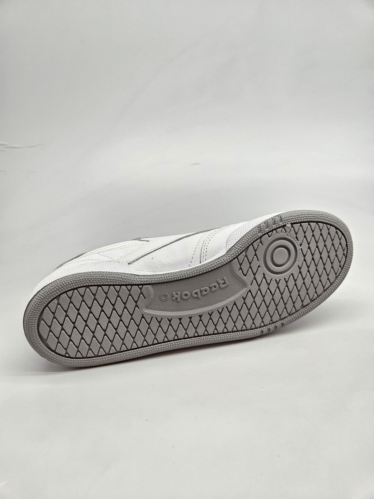 REEBOK NOVI ORIGINAL PATIKI BR 39