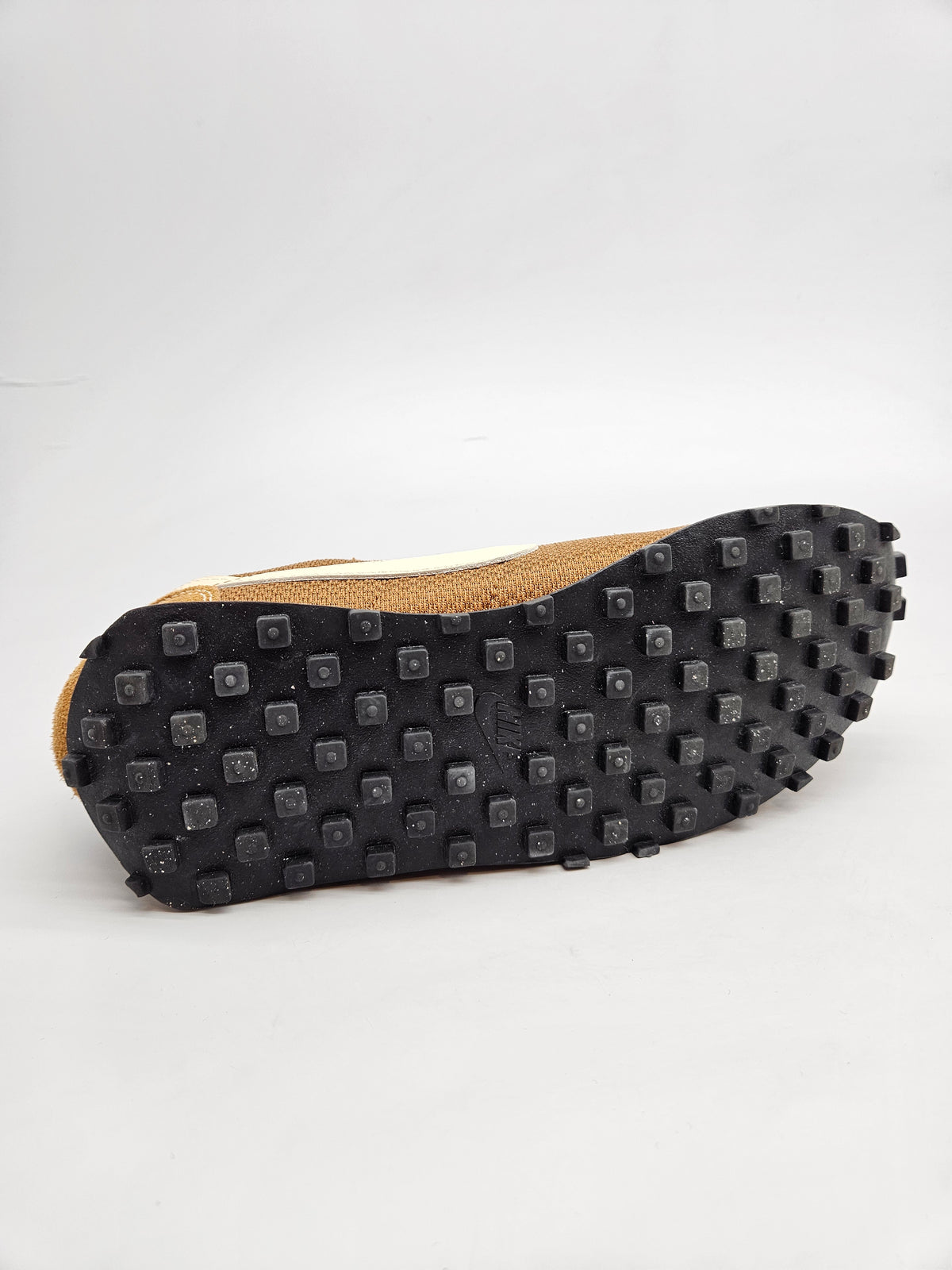 NIKE NOVI ORIGINAL PATIKI BR 43