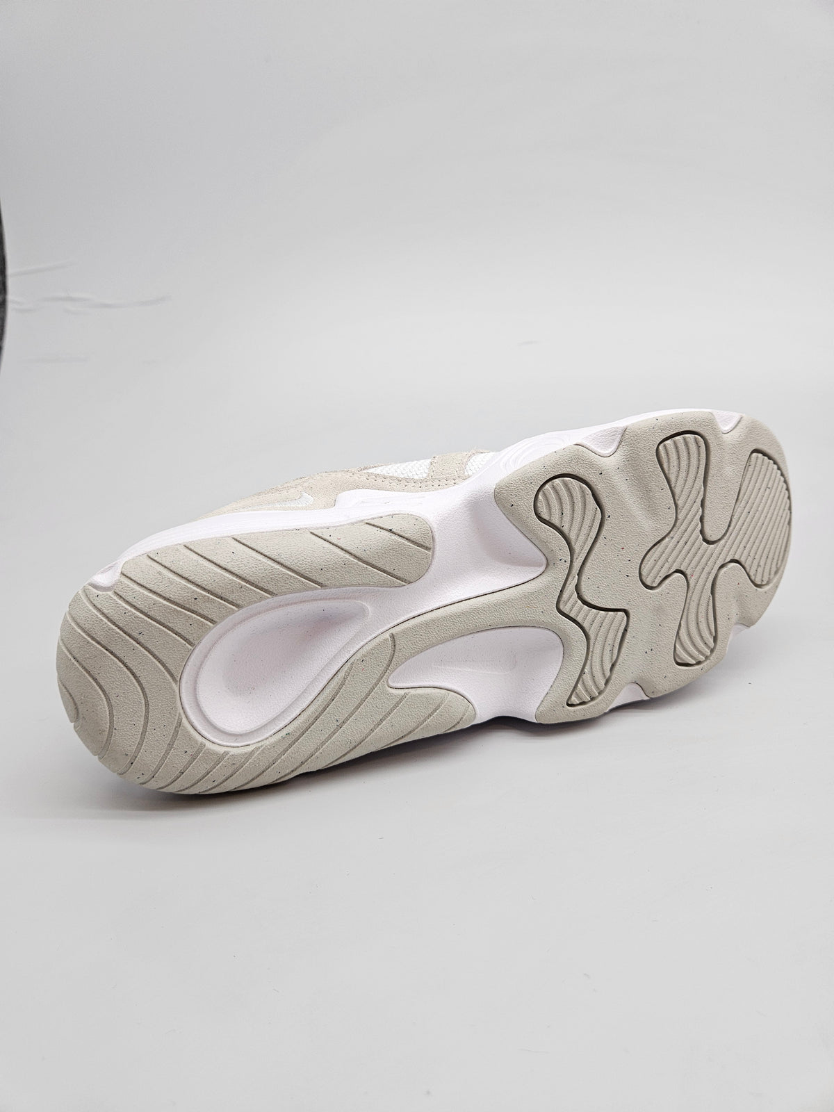 NIKE NOVI ORIGINAL PATIKI 38.5