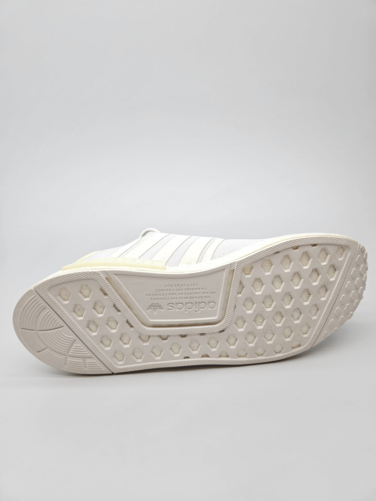 ADIDAS NOVI ORIGINAL PATIKI BR 42