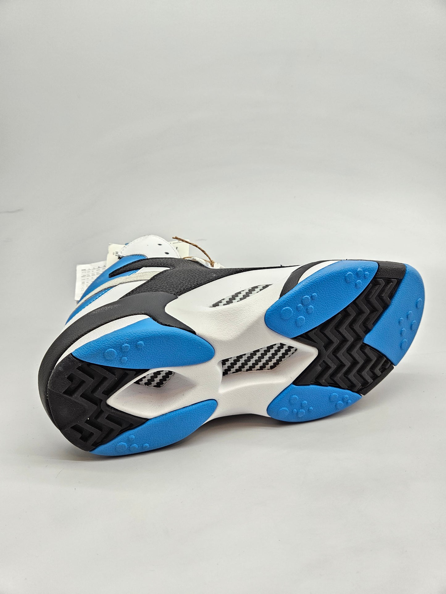 REEBOK NOVI ORIGINAL PATIKI BR 40