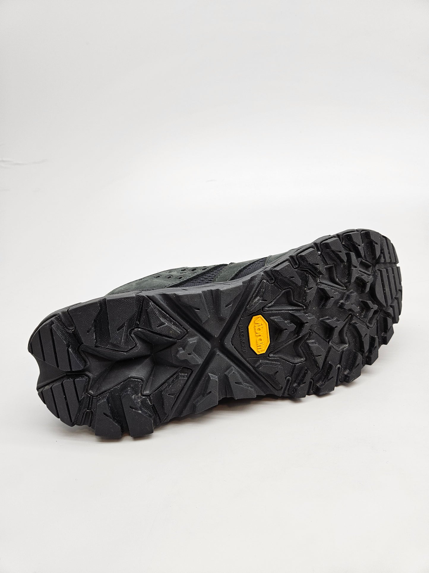 HOKA VIBRAM ORIGINAL NOVI PATIKI BR 36.5