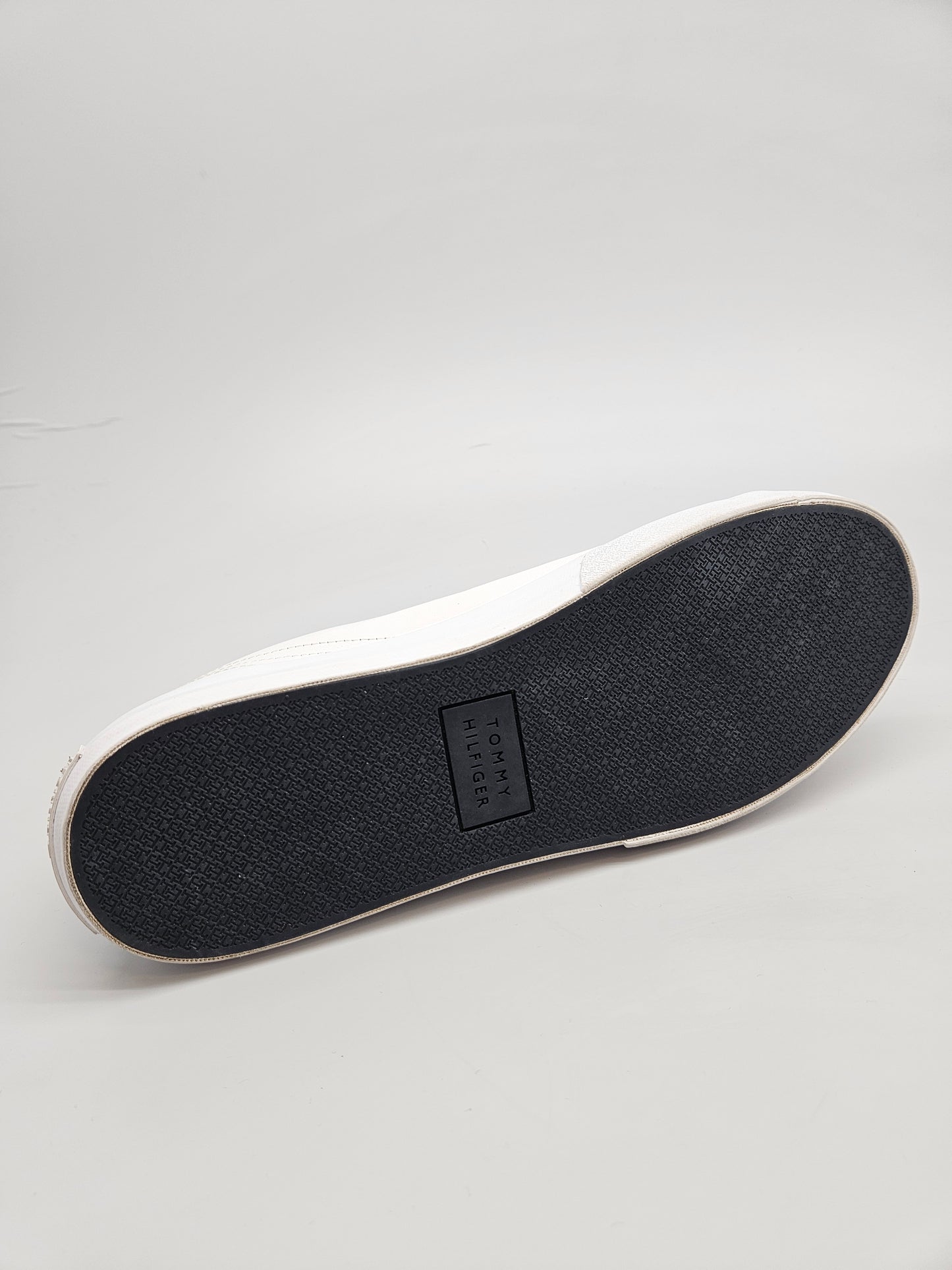 TOMMY HILFIGER ORIGINAL PATIKI BR 45