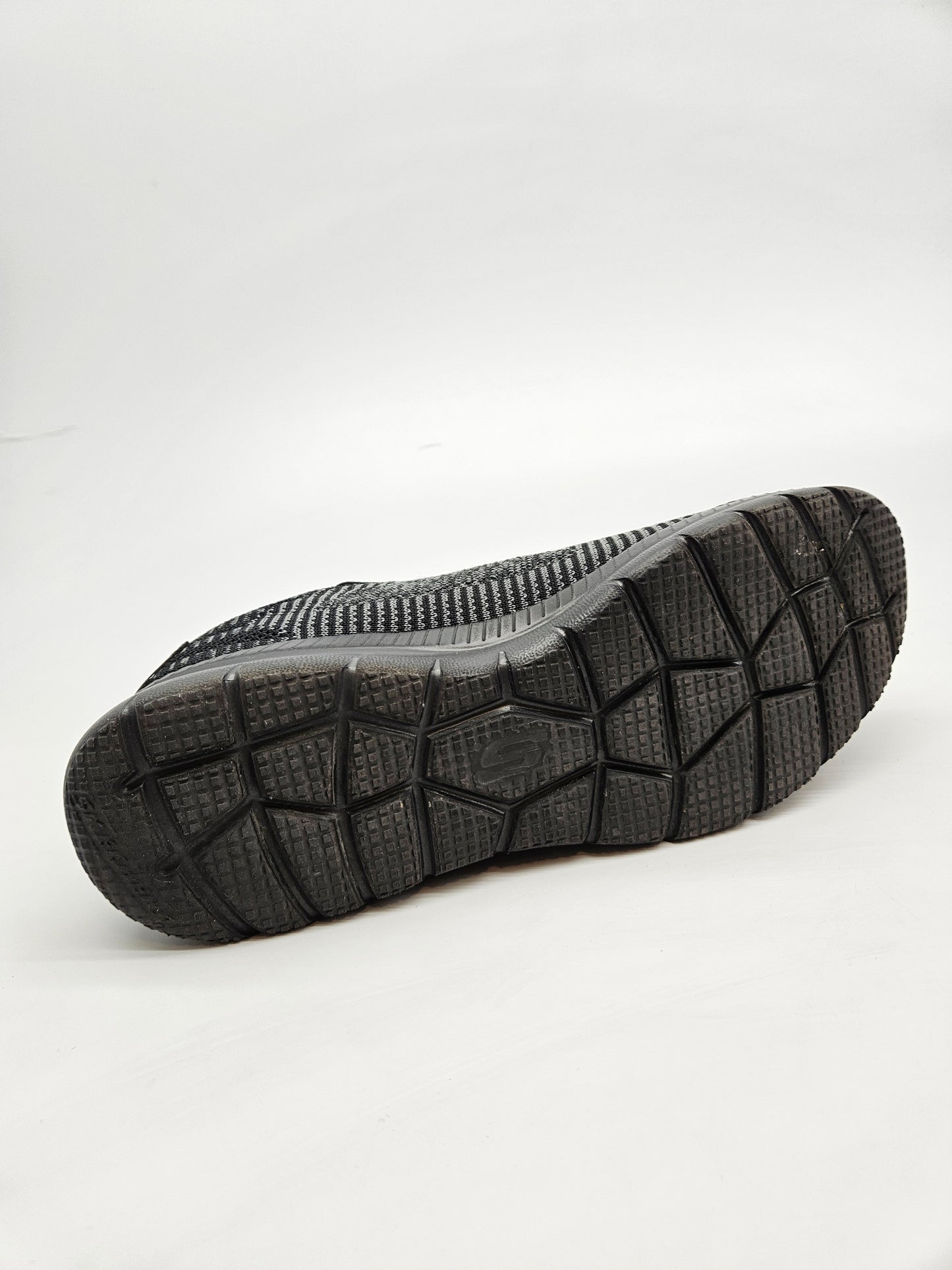 SKECHERS MEMORY ORIGINAL PATIKI BR 40