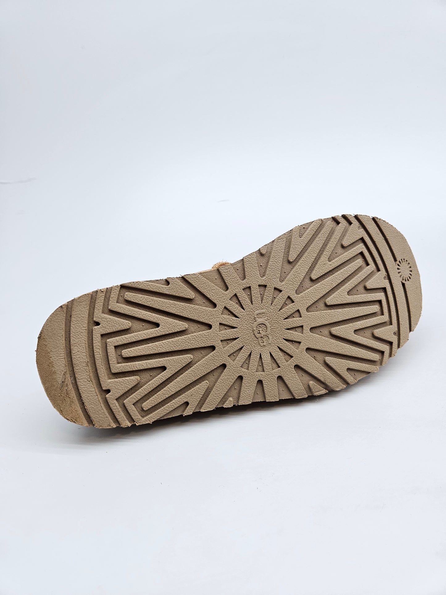 UGG AUSTRALIA ORIGINAL KOZNI VLECKI BR 37