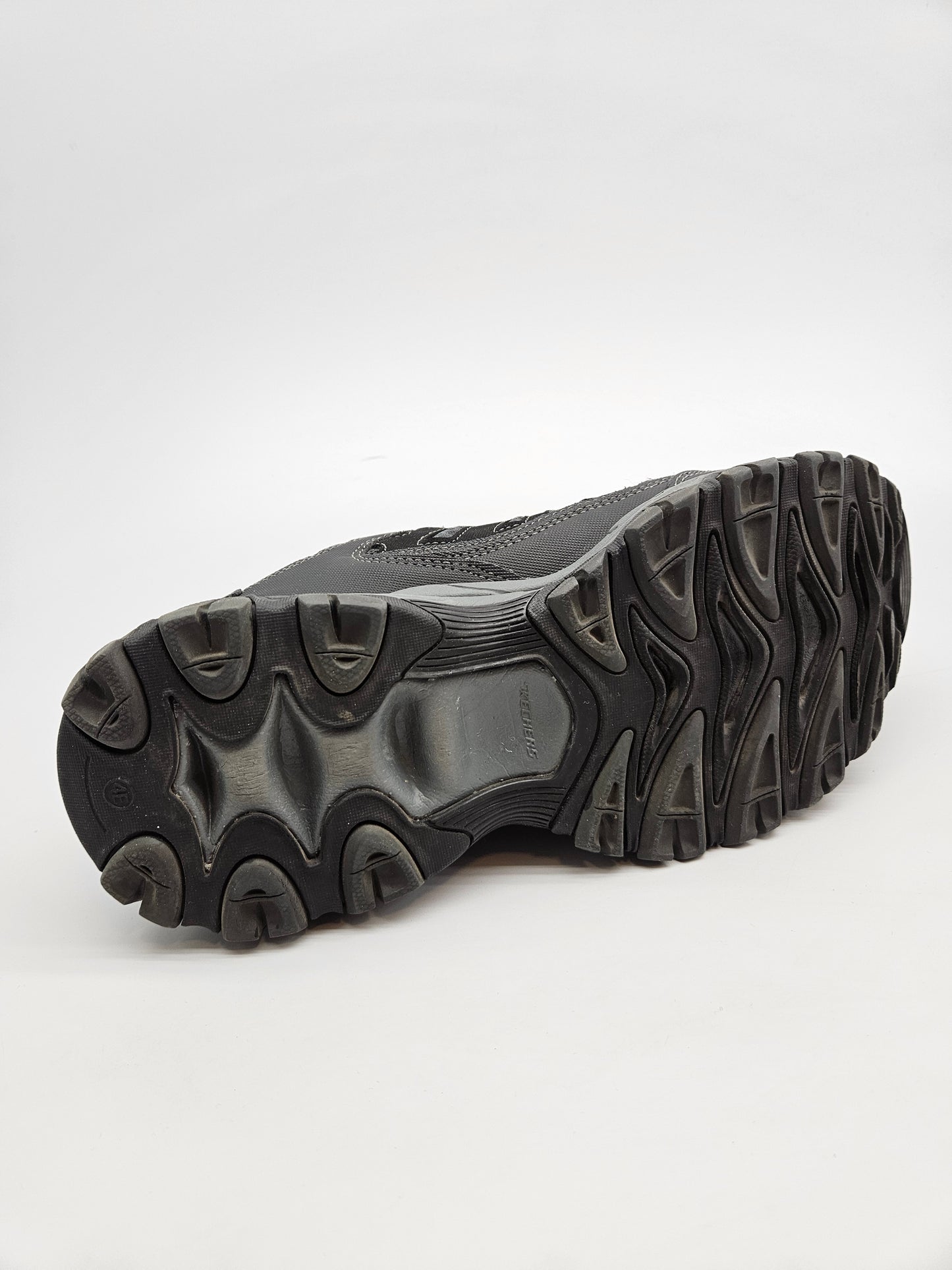SKECHERS ORIGINAL PATIKI SO CELIK BR 41.5