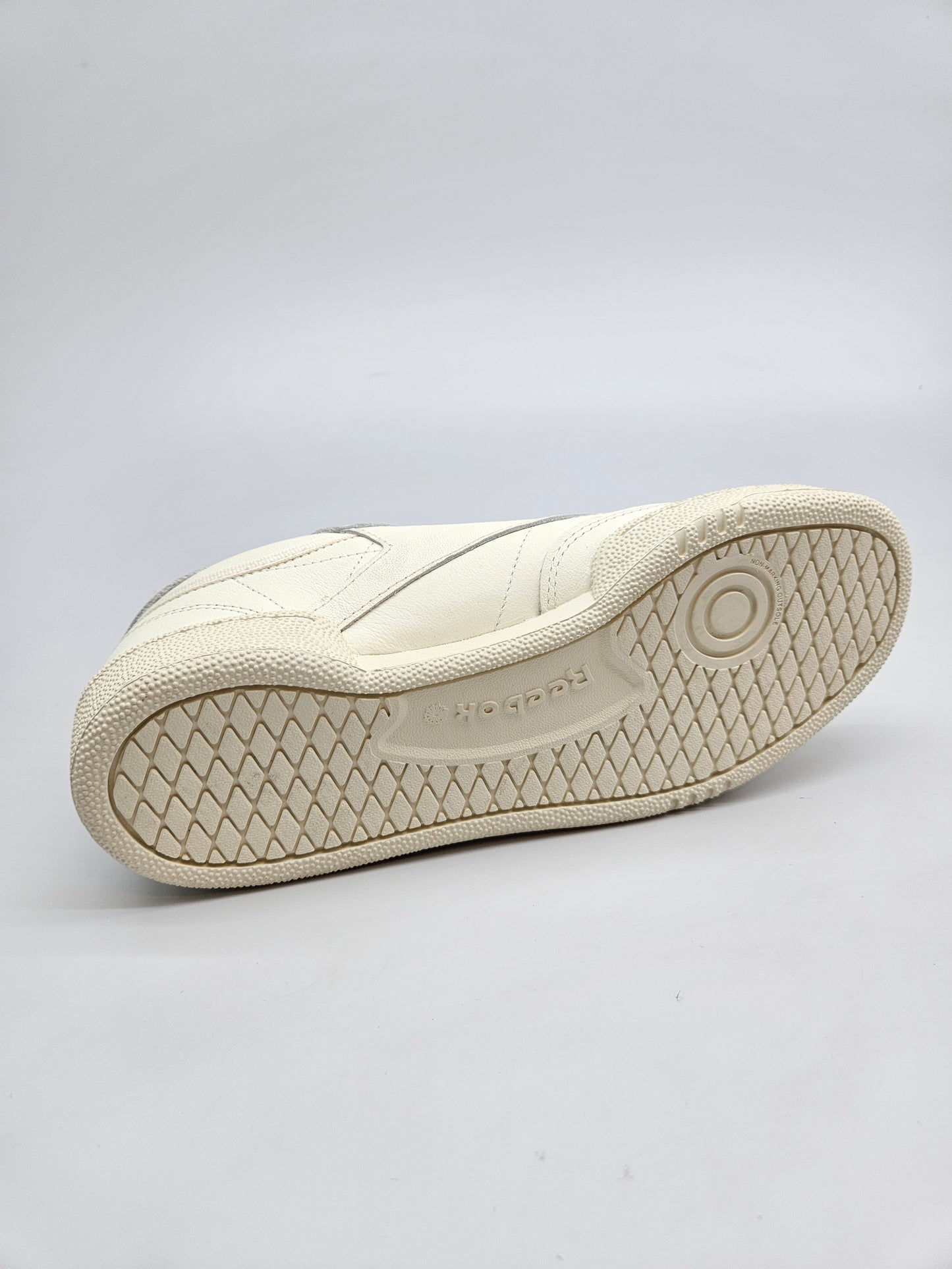 REEBOK NOVI ORIGINAL PATIKI BR 37.5