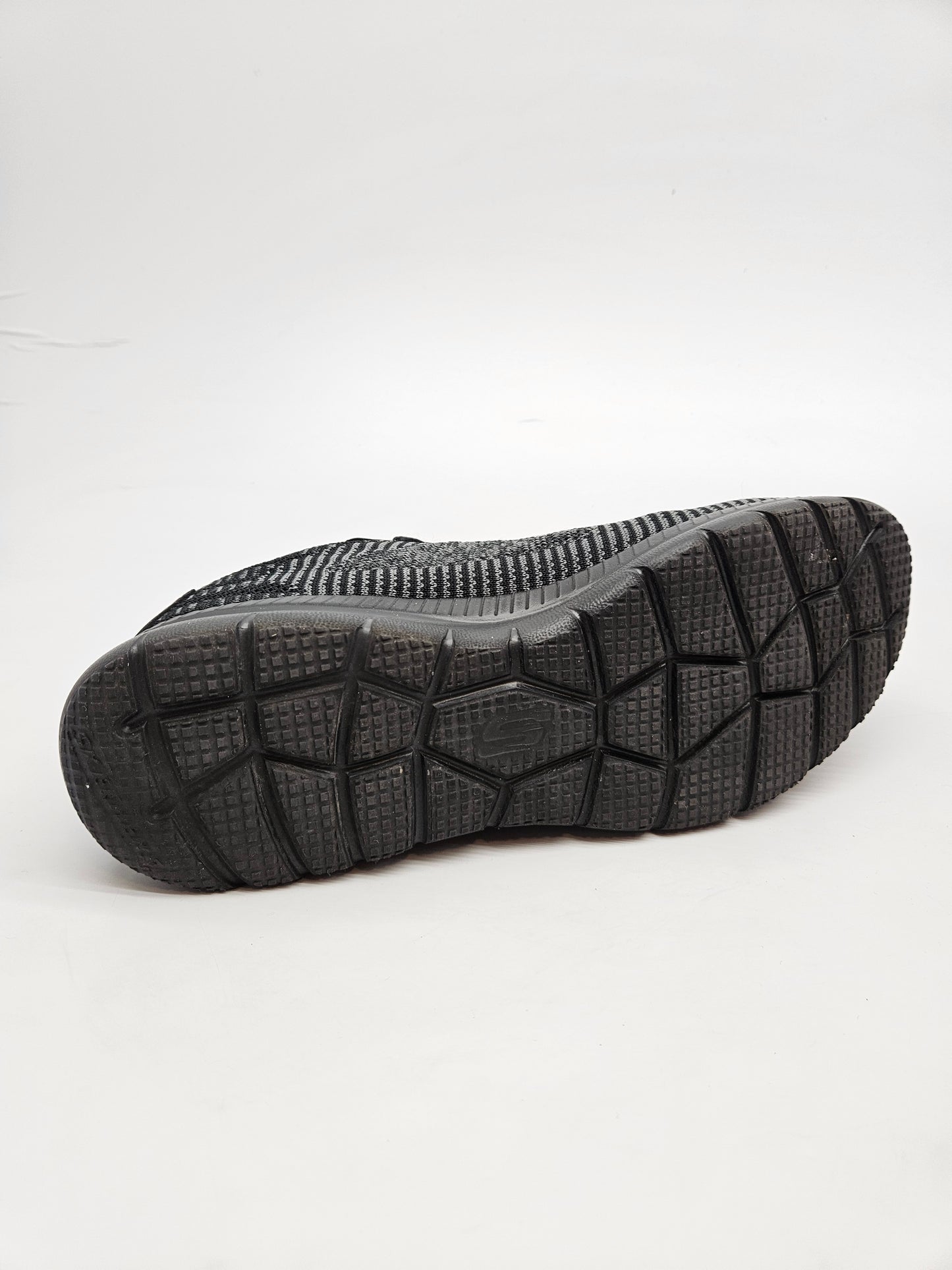 SKECHERS MEMORY ORIGINAL PATIKI 40