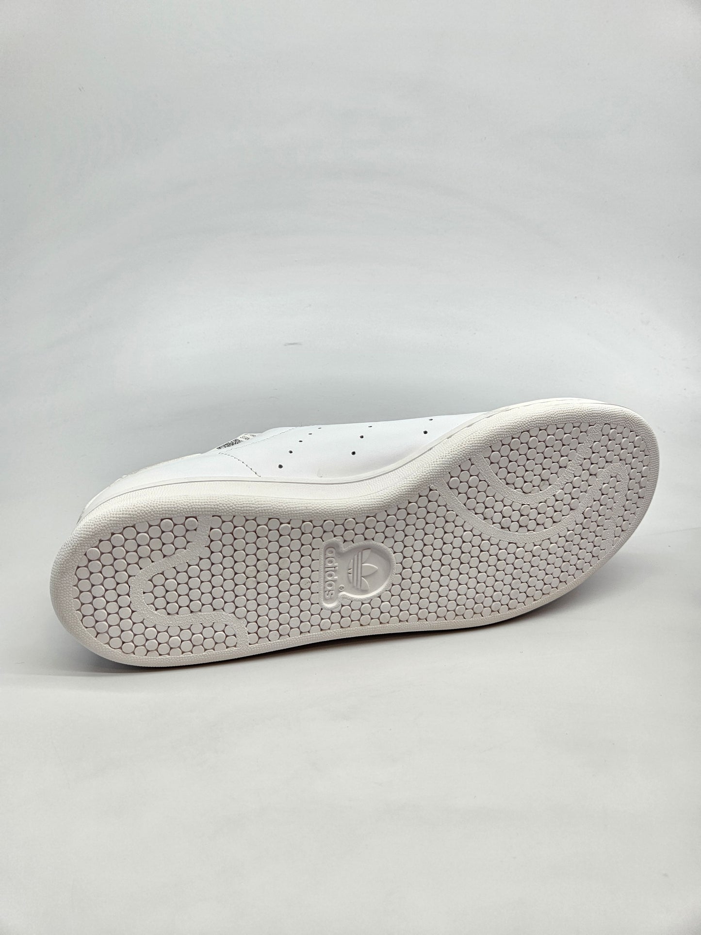 ADIDAS NOVI ORIGINAL PATIKI BR 43