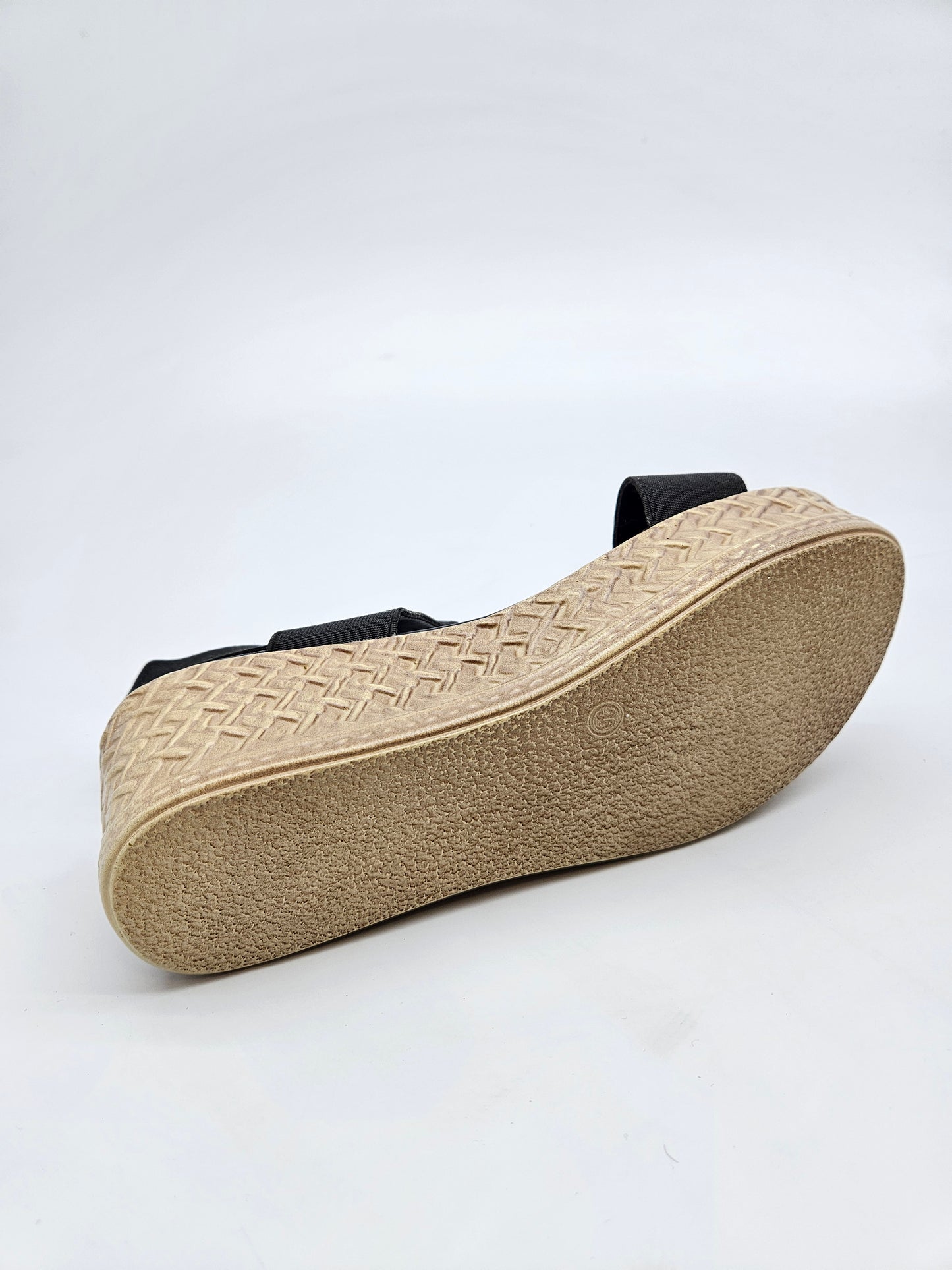 LORRA FERES NOVI ORIGINAL SANDALI BR 36