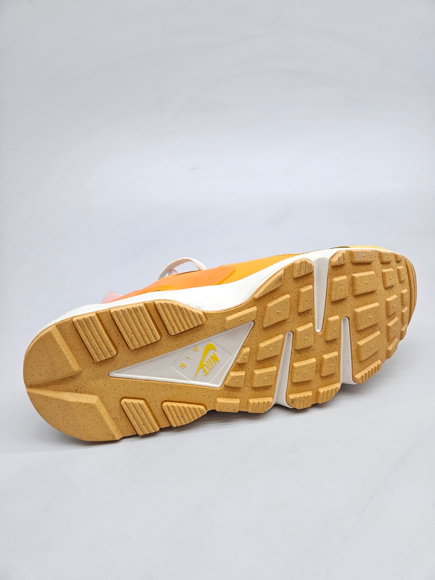 NIKE NOVI ORIGINAL PATIKI BR 40.5
