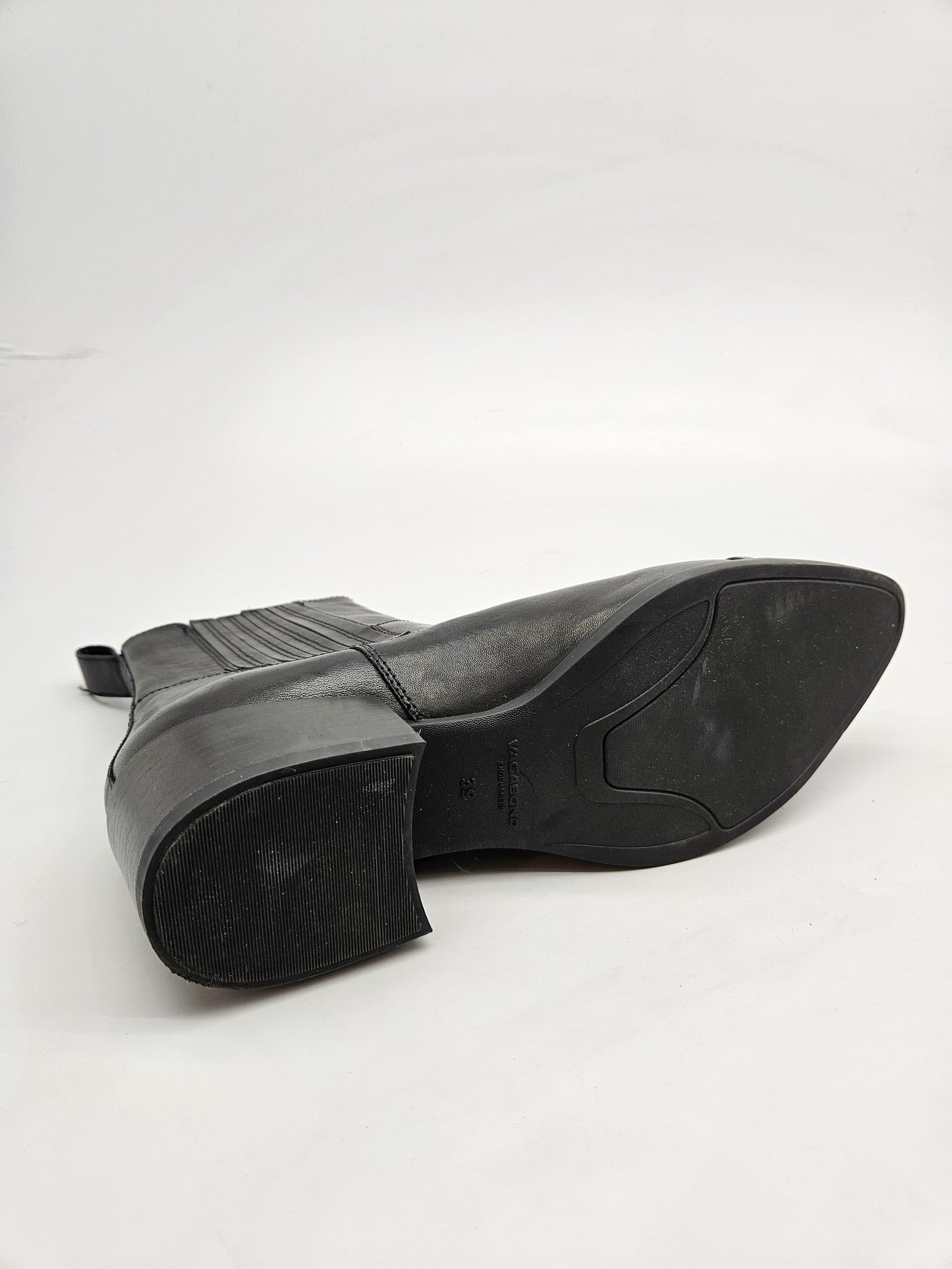 VAGABOND ORIGINAL CIZMI BR 39