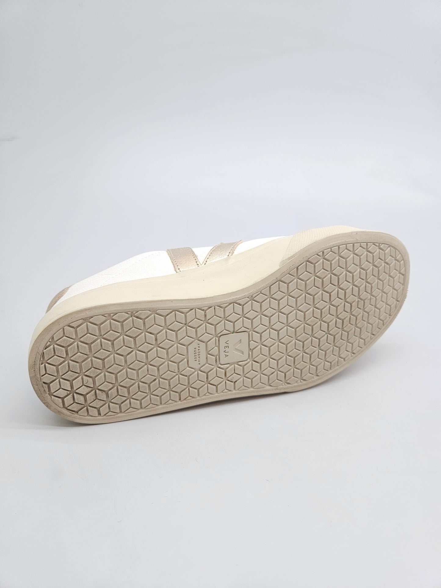 VEJA ORIGINAL PATIKI BR 36