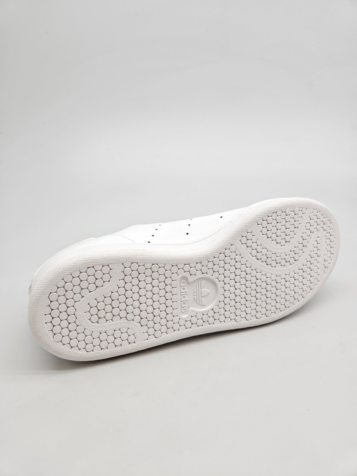 ADIDAS NOVI ORIGINAL PATIKI BR 38.5