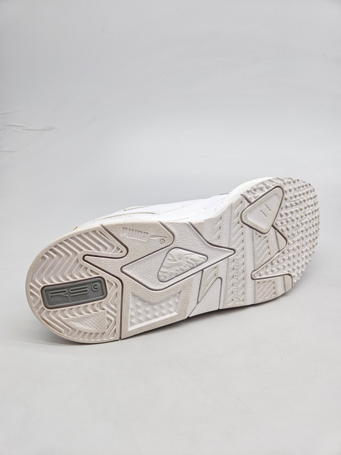 PUMA NOVI ORIGINAL PATIKI BR 39