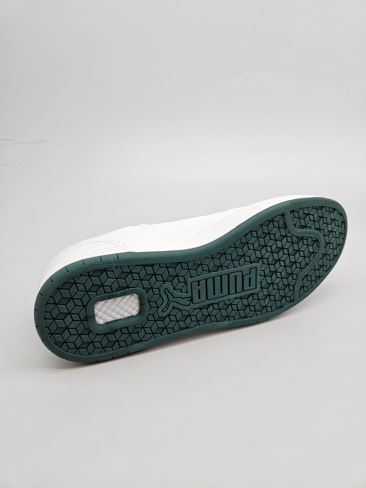 PUMA NOVI ORIGINAL PATIKI BR 42.5