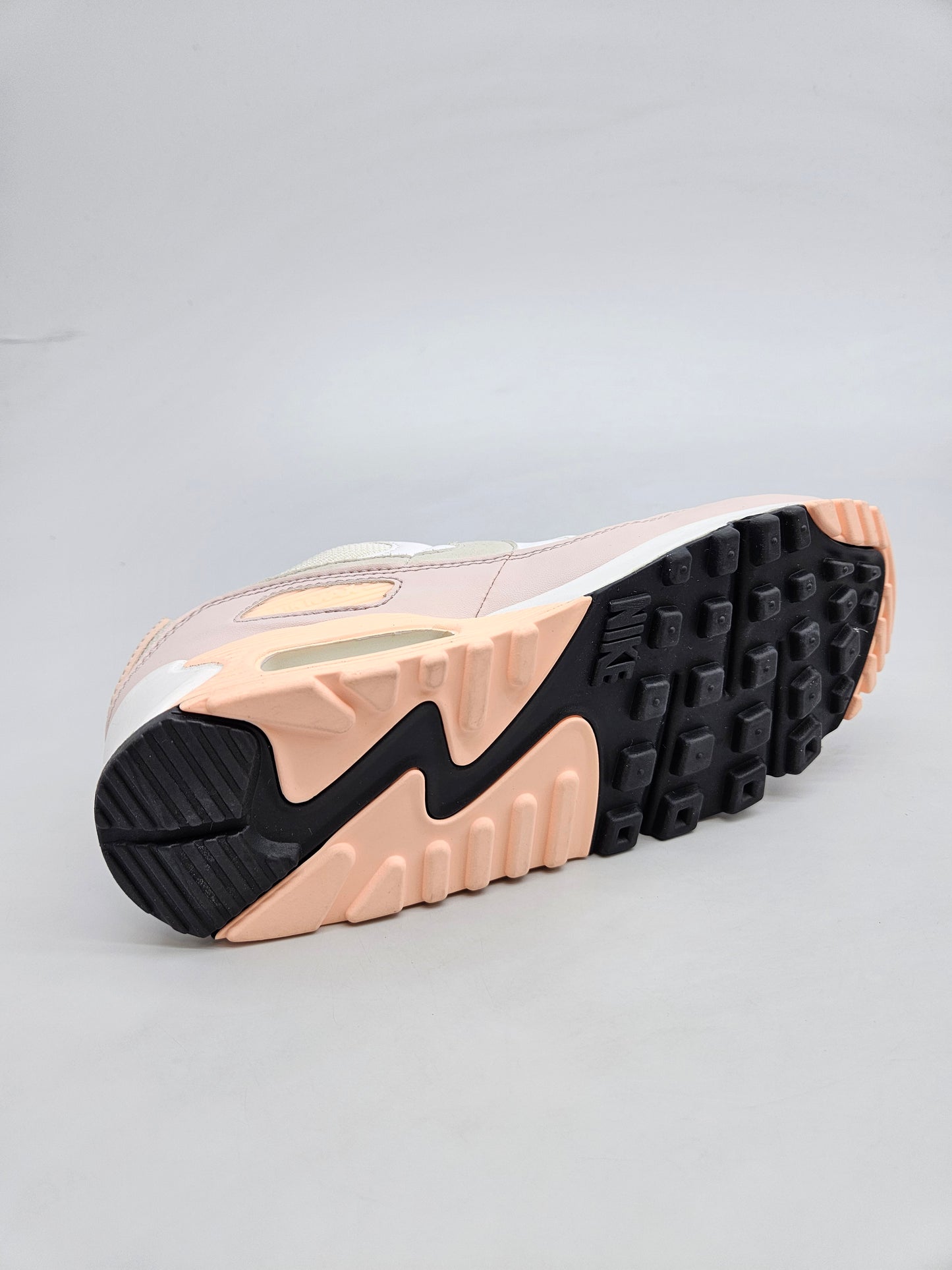 NIKE AIRMAX NOVI ORIGINAL PATIKI BR 37.5