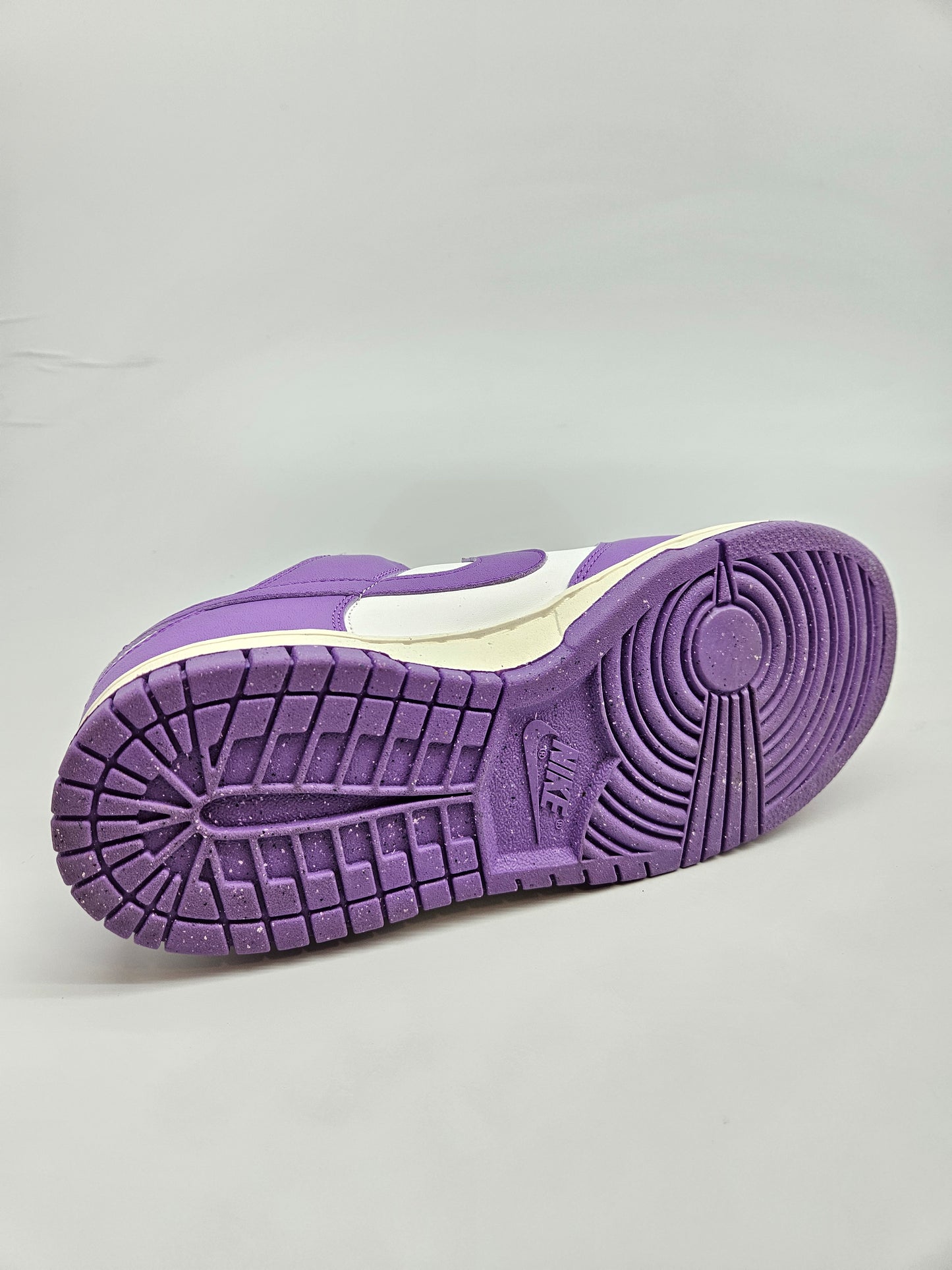 NIKE NOVI ORIGINAL PATIKI BR 42