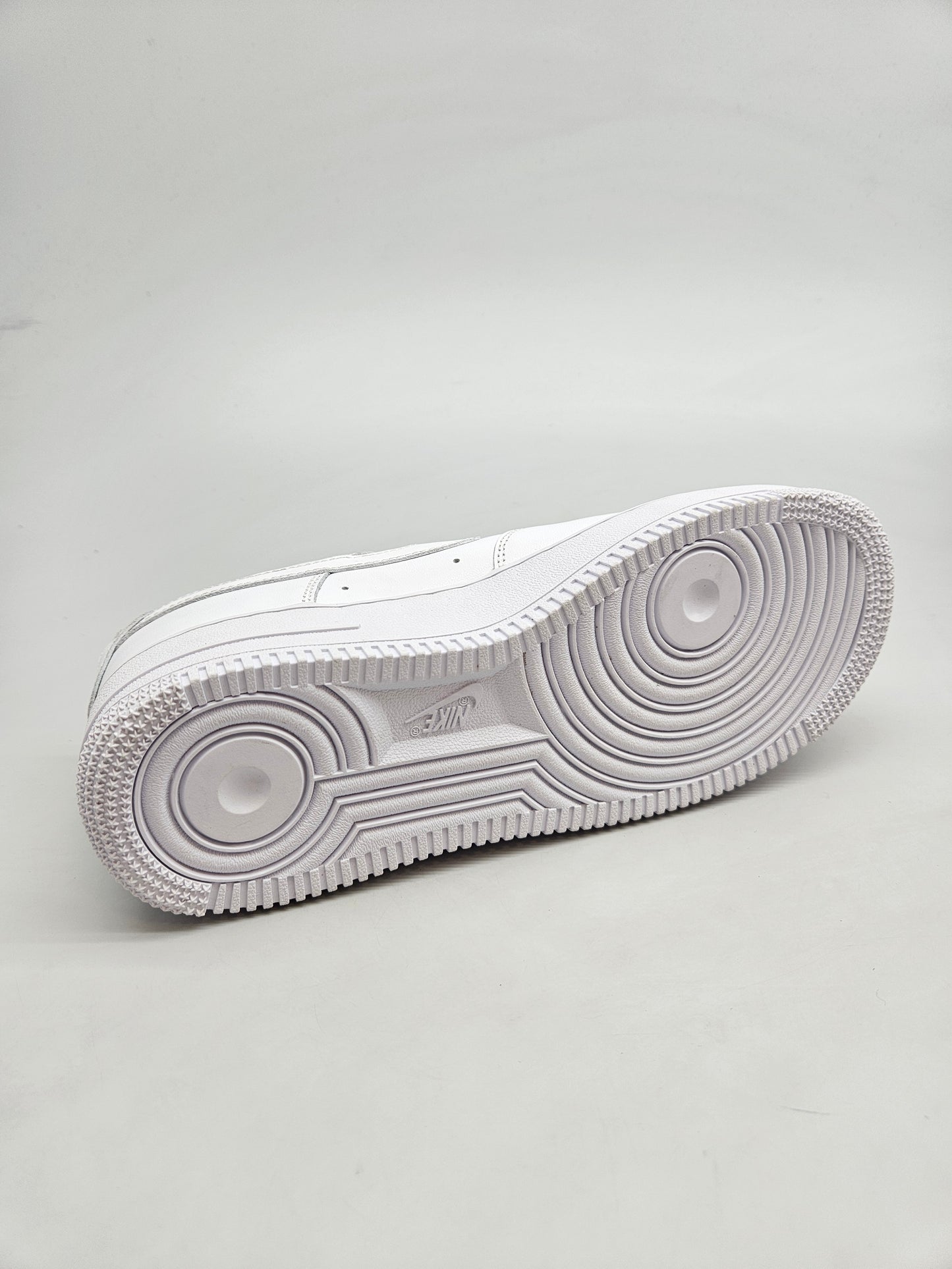 NIKE AF1 NOVI ORIGINAL PATIKI BR 38.5