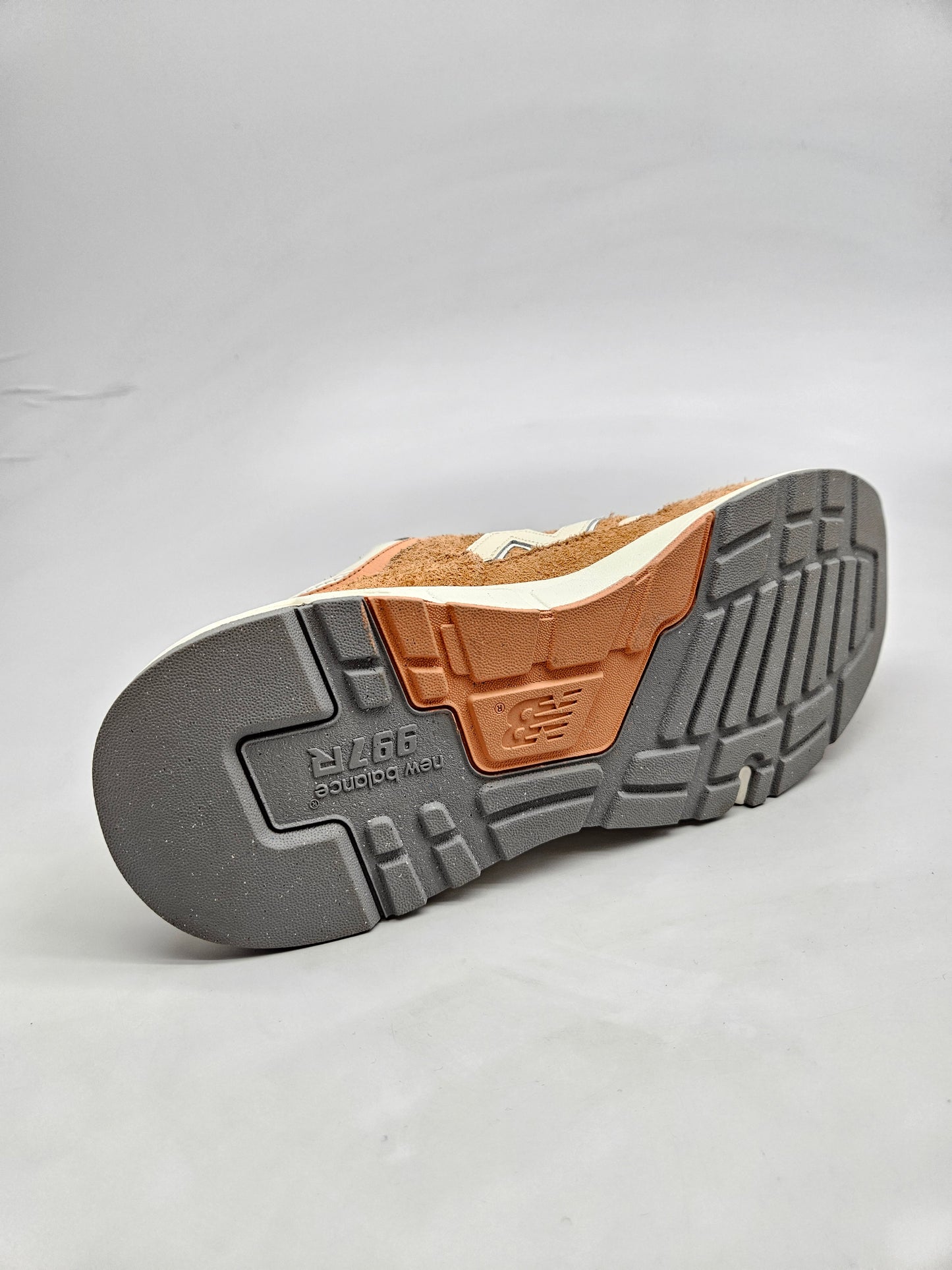 NEW BALANCE ORIGINAL PATIKI BR 42.5