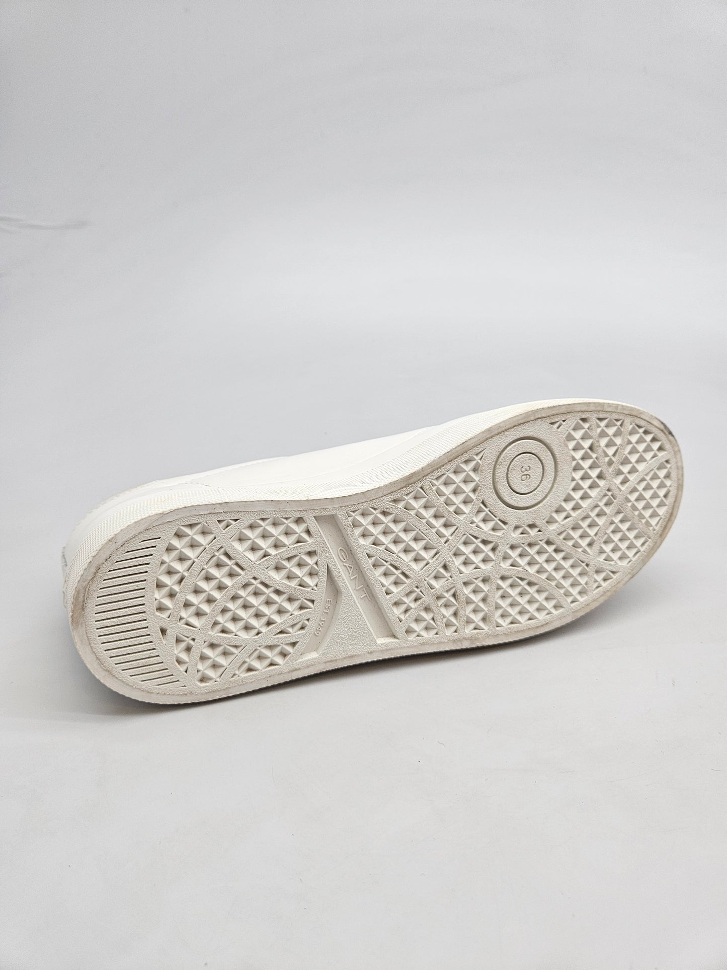 GANT NOVI ORIGINAL PATIKI BR 36
