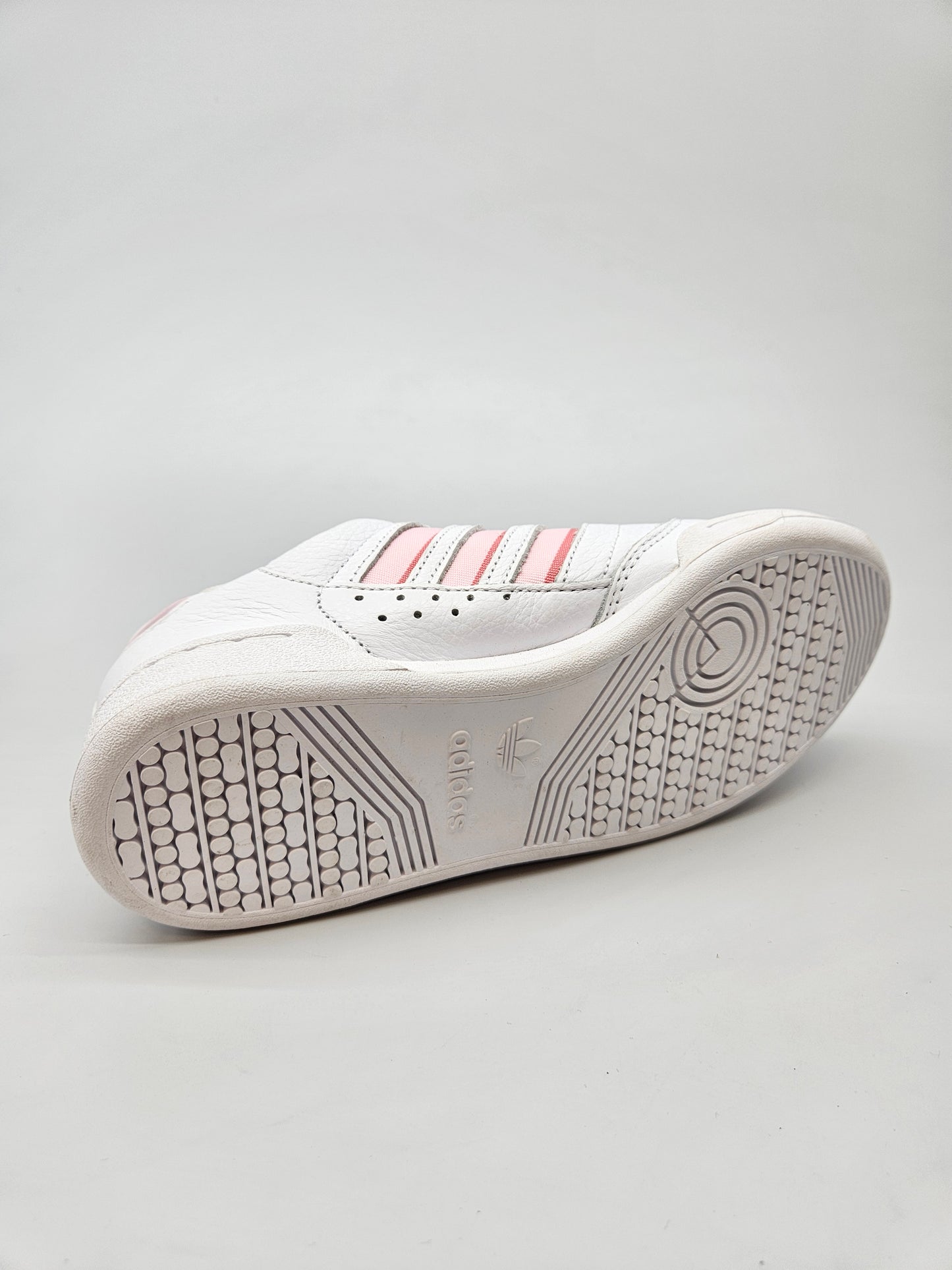 ADIDAS NOVI ORIGINAL PATIKI BR 37