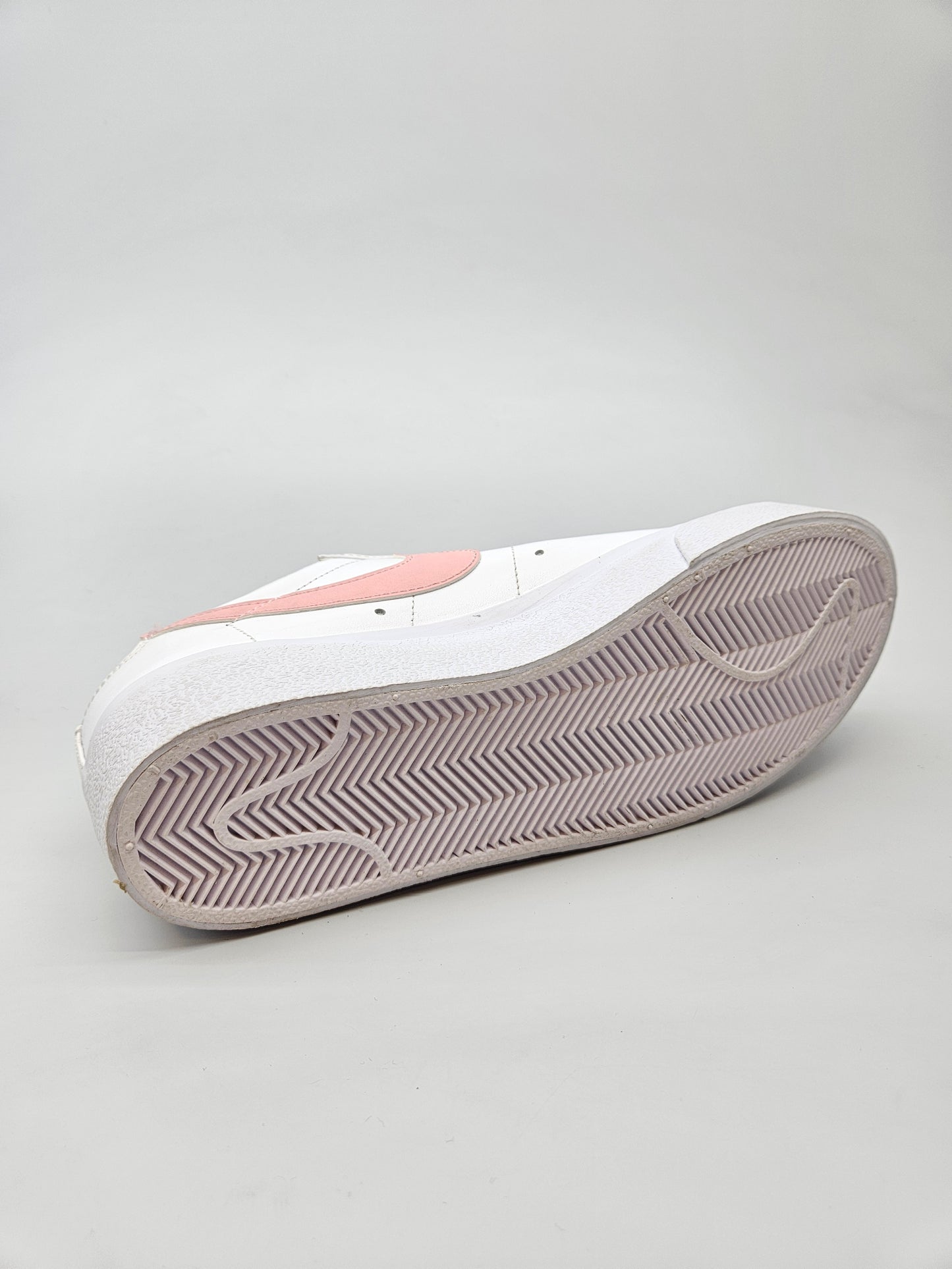 NIKE NOVI ORIGINAL PATIKI BR 40