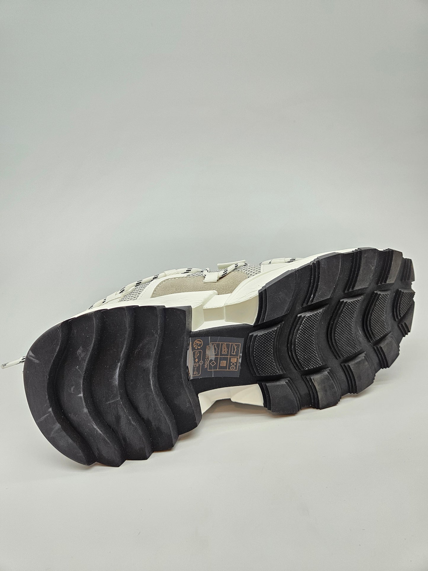 STEVE MADDEN NOVI ORIGINAL PATIKI BR 41