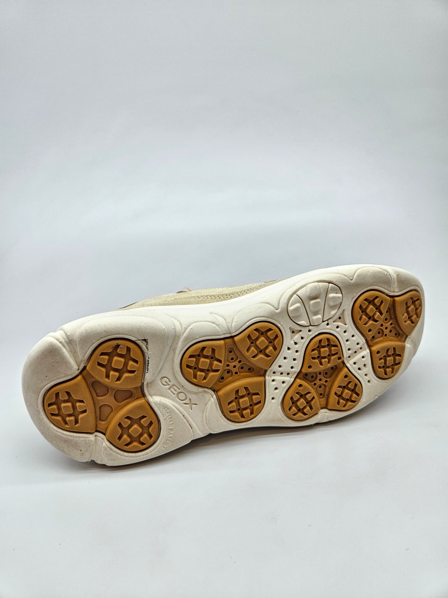 GEOX ORIGINAL PATIKI BR 38