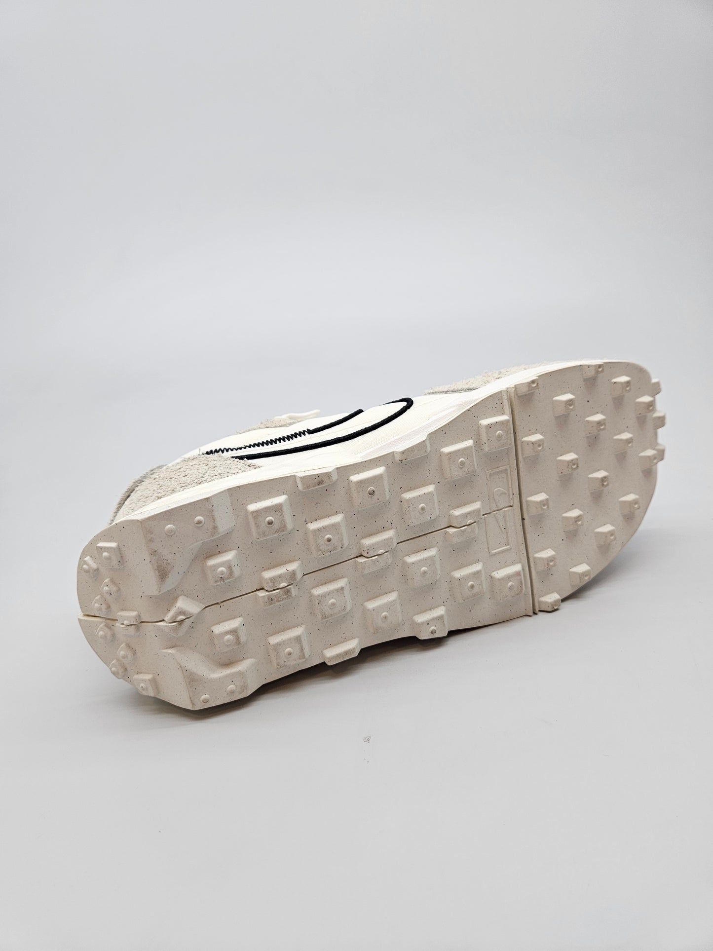 NIKE NOVI ORIGINAL PATIKI BR 38