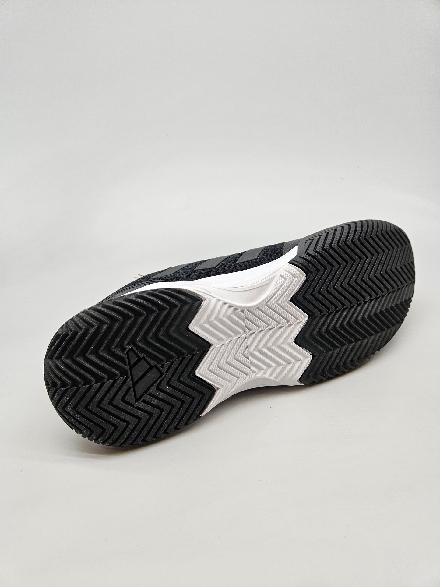 ADIDAS NOVI ORIGINAL PATIKI BR 44.5