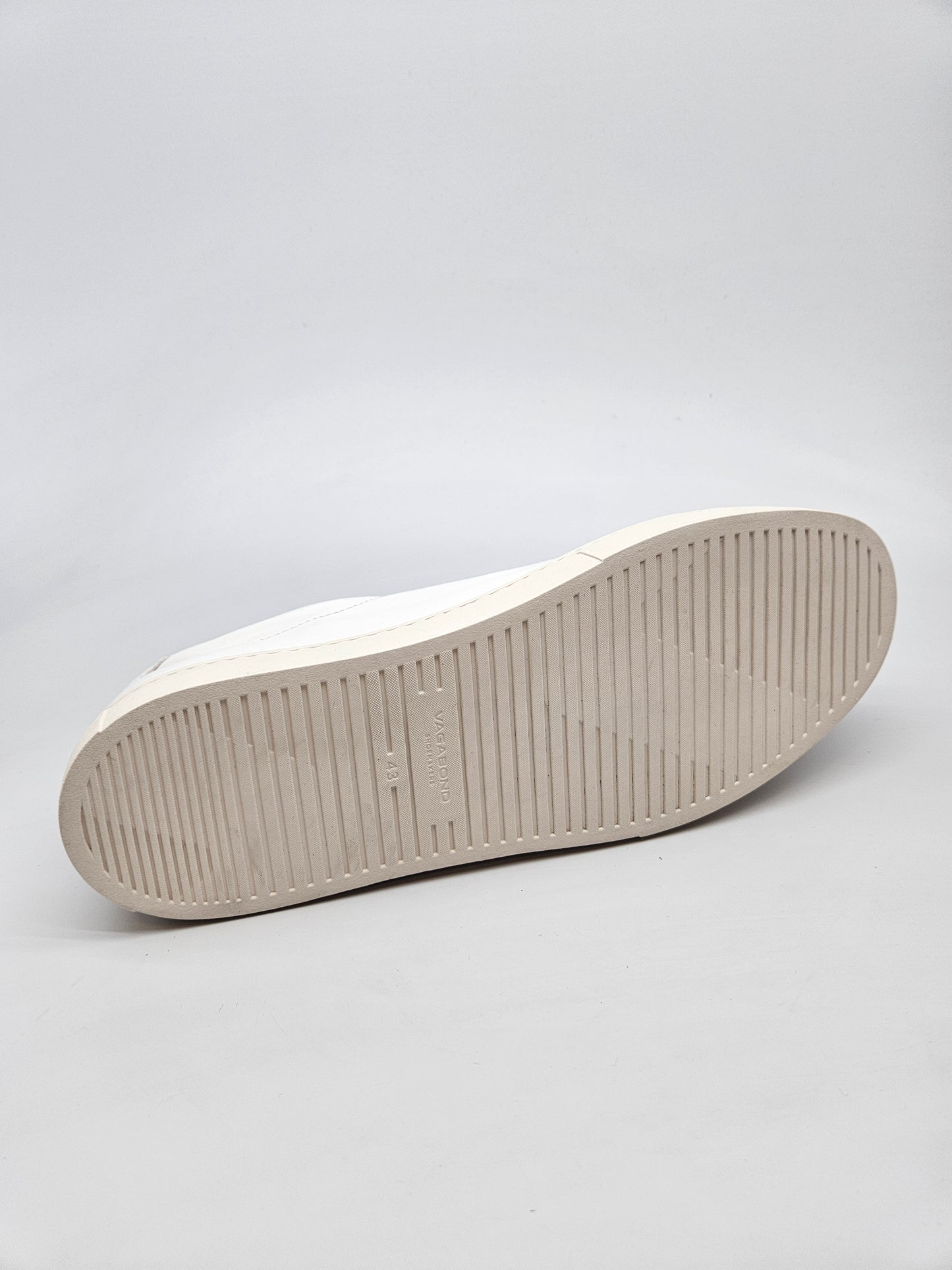 VAGABOND NOVI ORIGINAL PATIKI BR 43