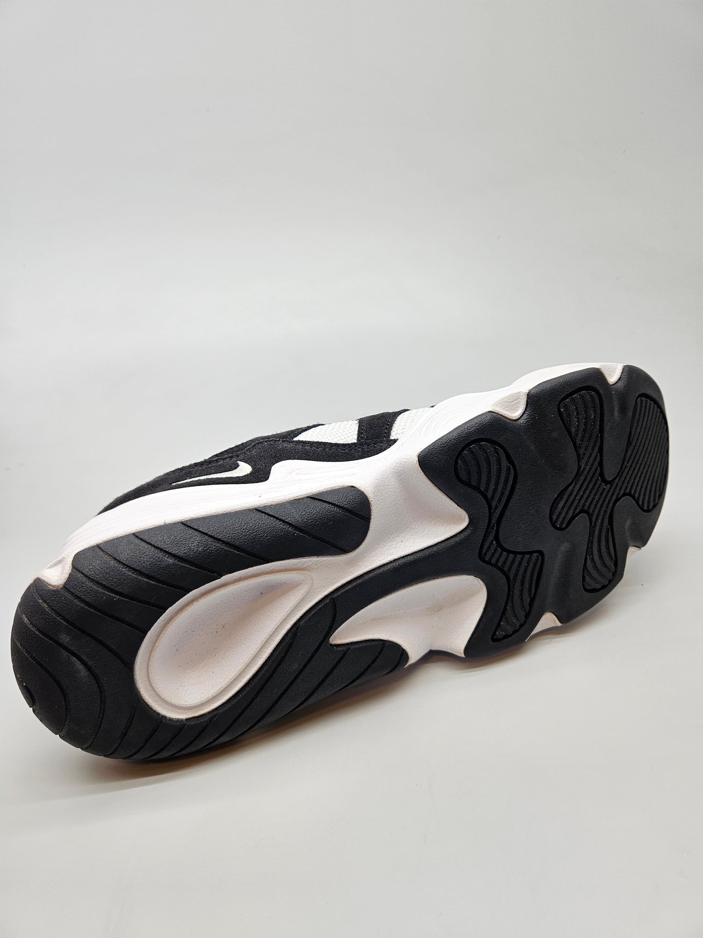 NIKE NOVI ORIGINAL PATIKI BR 42
