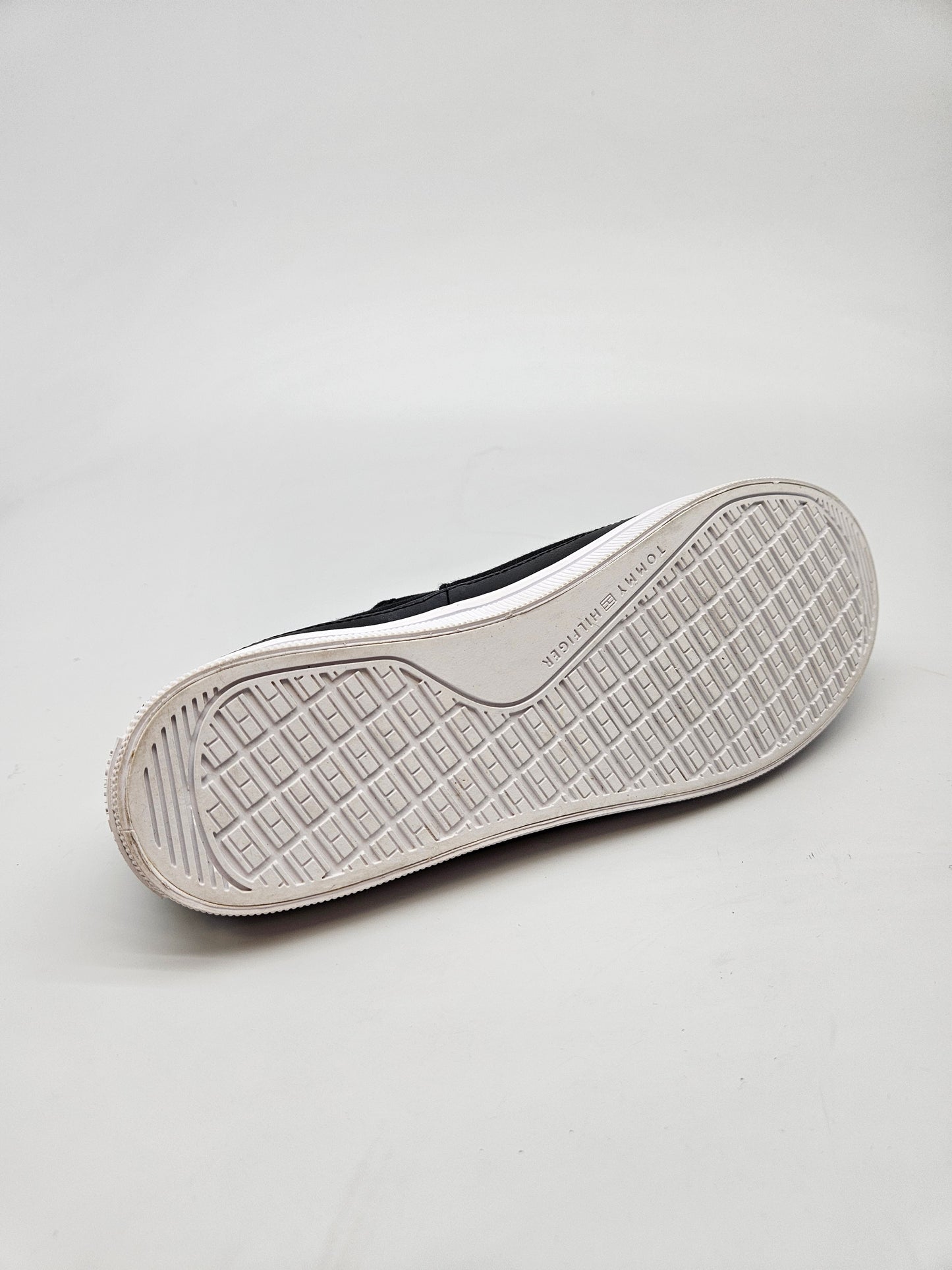 TOMMY HILFIGER ORIGINAL PATIKI BR 39