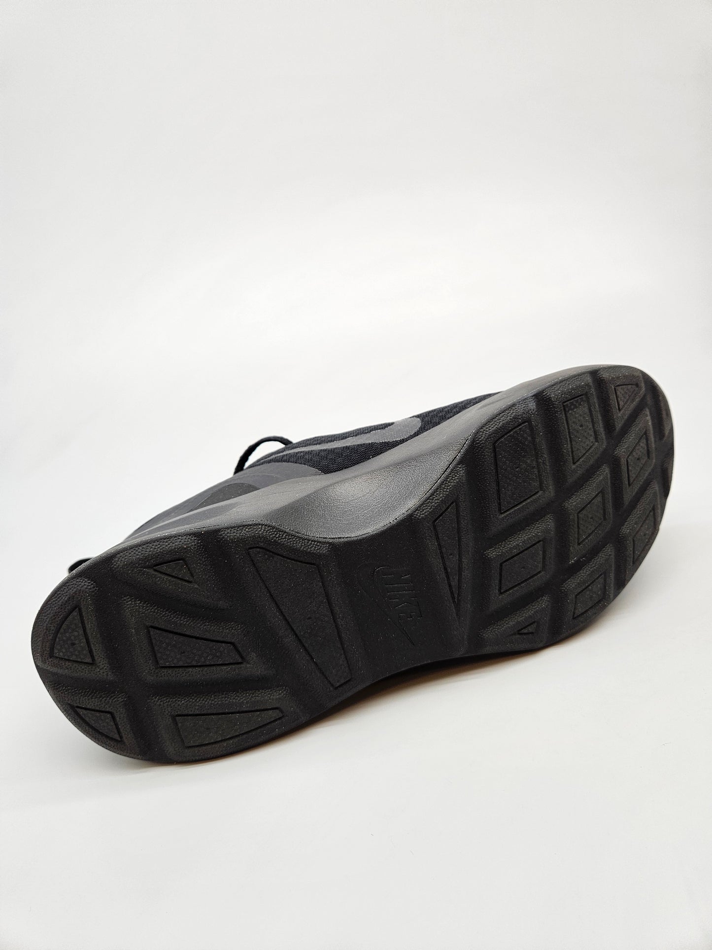 NIKE NOVI ORIGINAL PATIKI BR 38.5