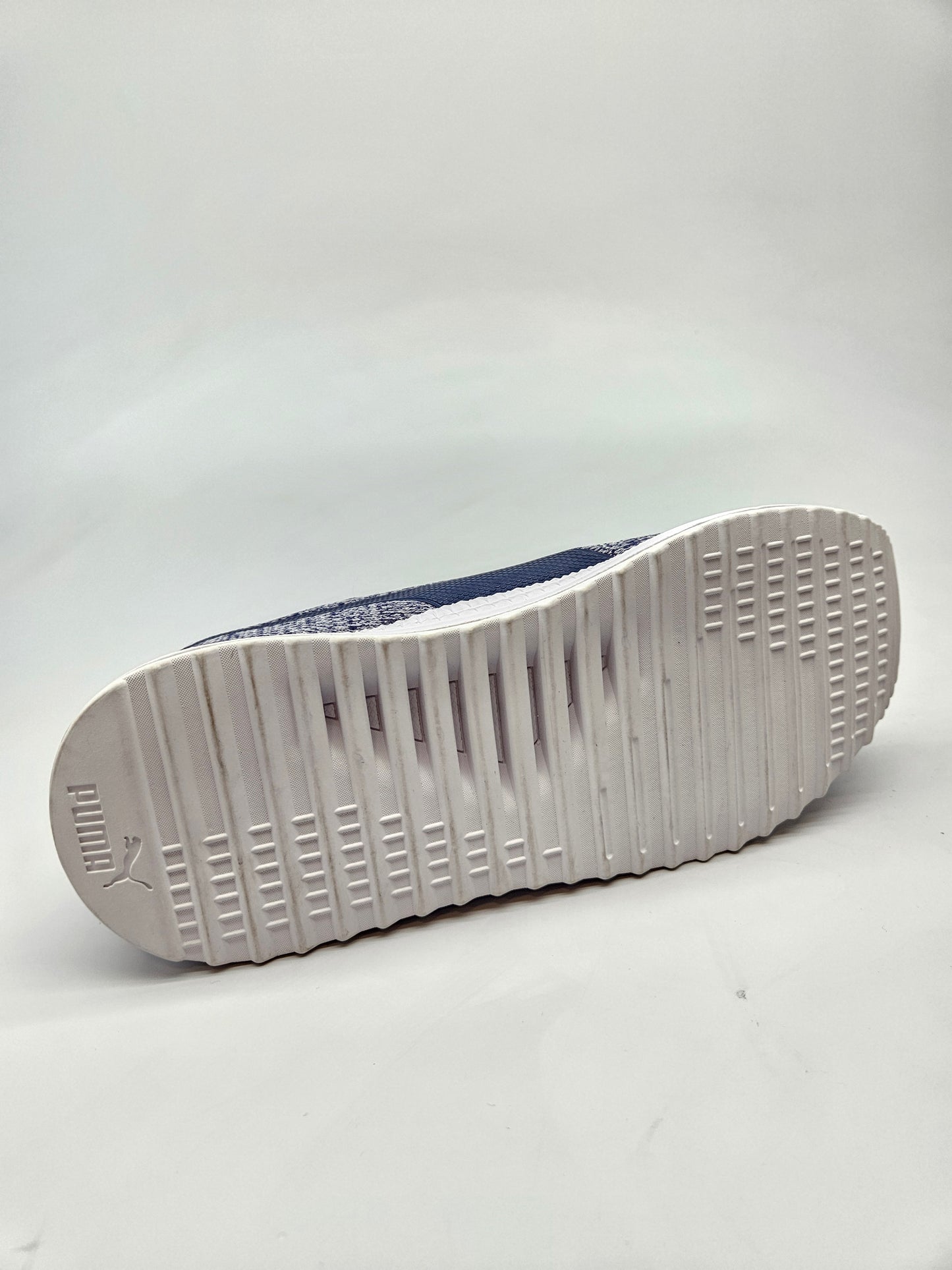 PUMA NOVI ORIGINAL PATIKI BR 39