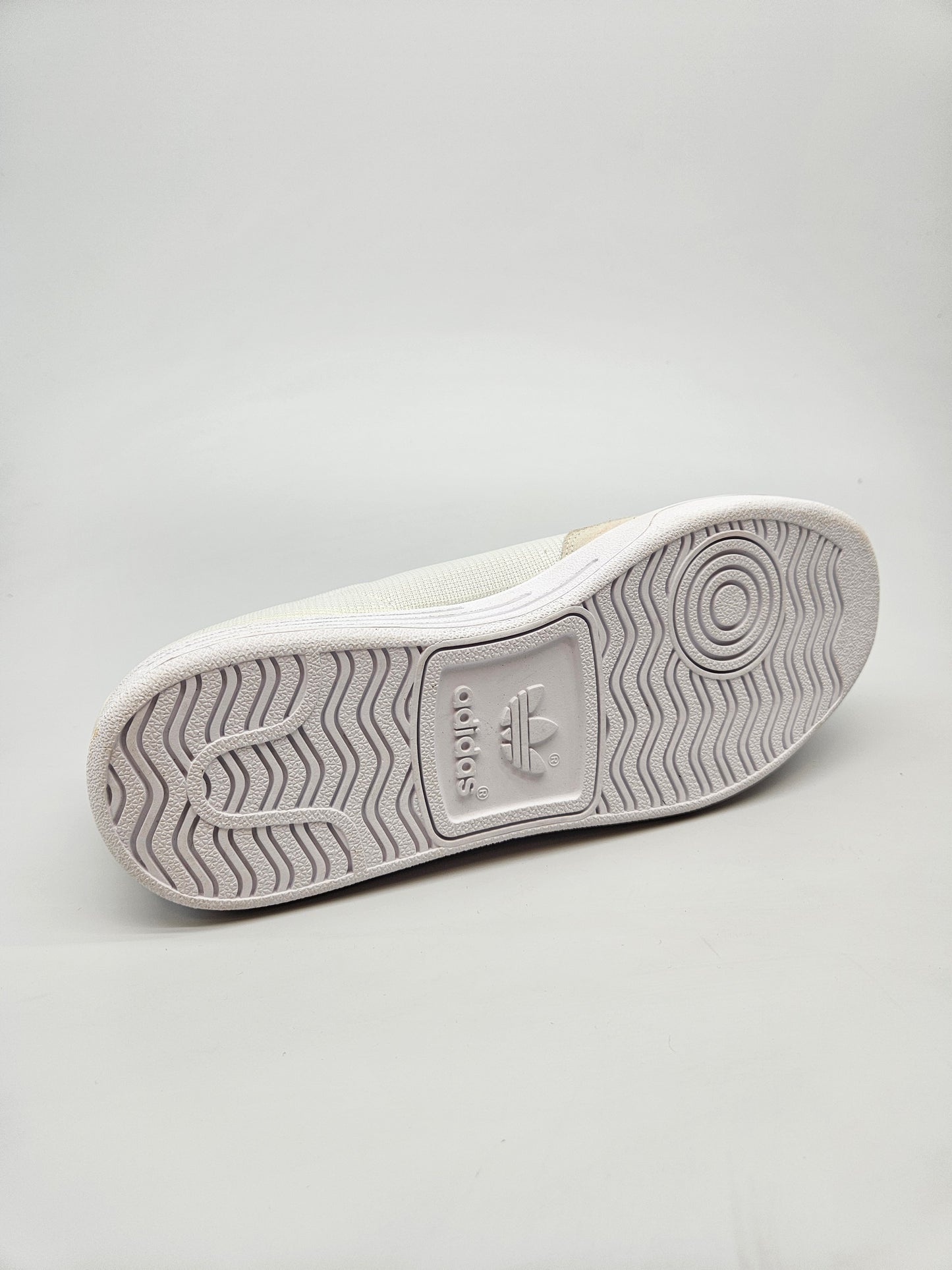 ADIDAS NOVI ORIGINAL PATIKI BR 42.5