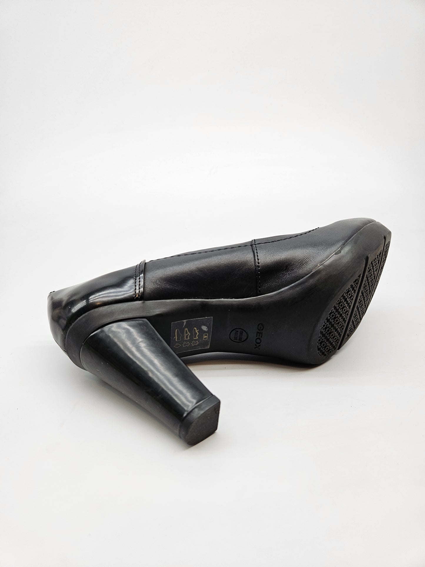 GEOX ORIGINAL KOZNI CEVLI BR 37