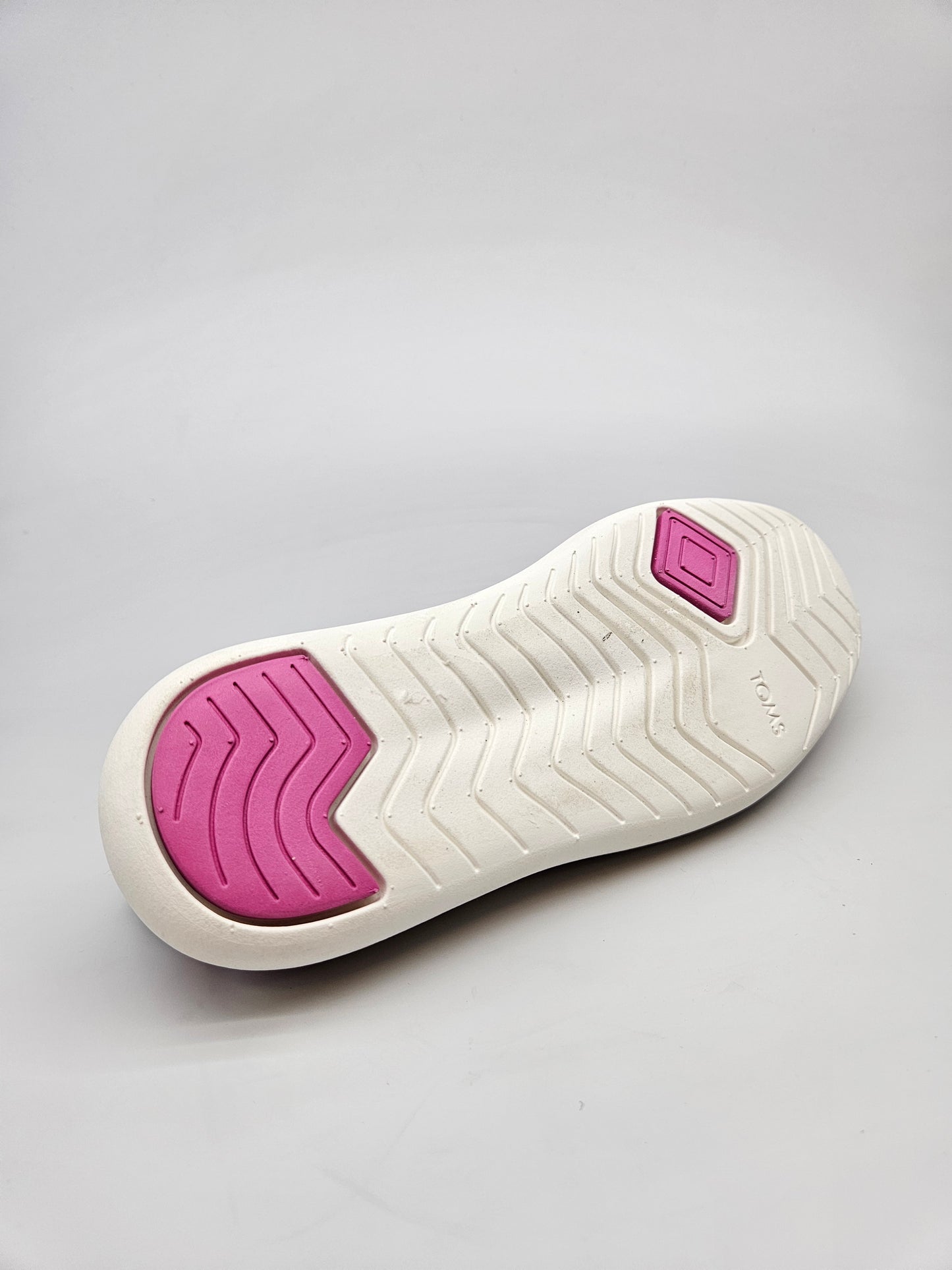 TOMS NOVI ORIGINAL PATIKI BR 38.5