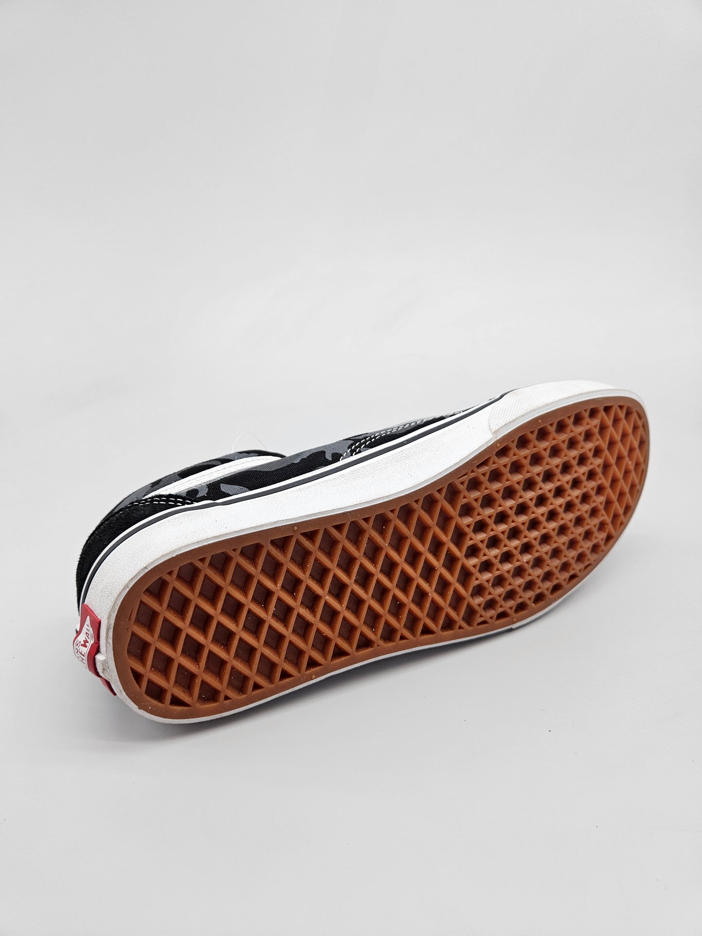 VANS NOVI ORIGINAL PATIKI BR 39